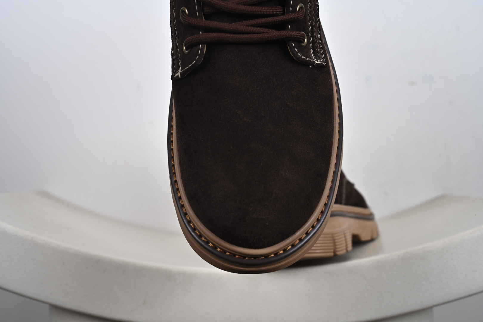 UGG Tasman Weather Hybrid 塔斯曼混合系列中帮轻量休闲马丁靴