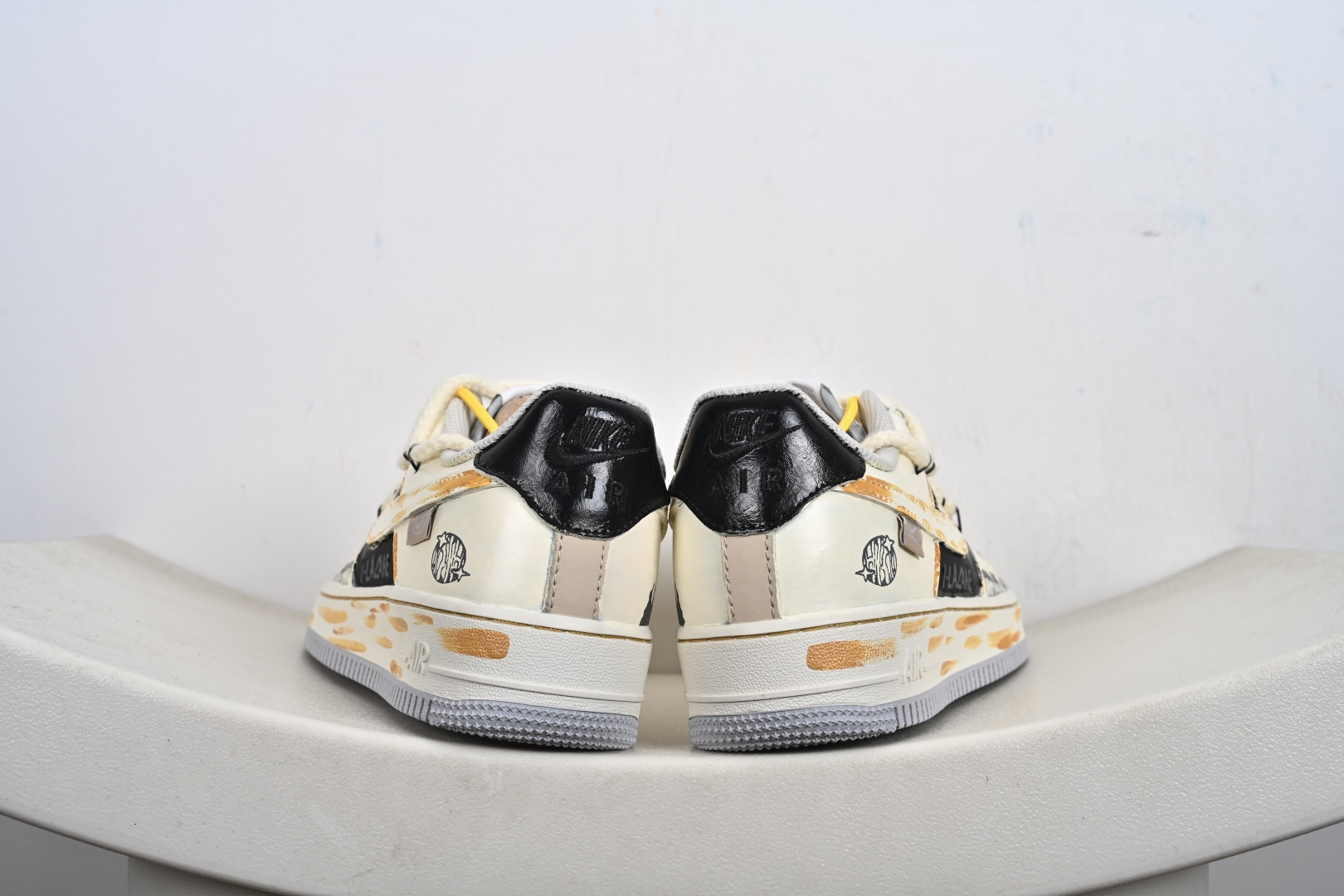 240 Nike Air Force 1 Low 手绘涂鸦 解构绑带 DB3301-101-Chinese UA Cheap High Quatity Brand Clothes Bags handbags Sneakers wholesale wholesaler seller from China Factory suppliers Fashion Clothing Shoes best Quality Beautiful Price 240 Nike Air Force 1 Low 手绘涂鸦 解构绑带 DB3301-101