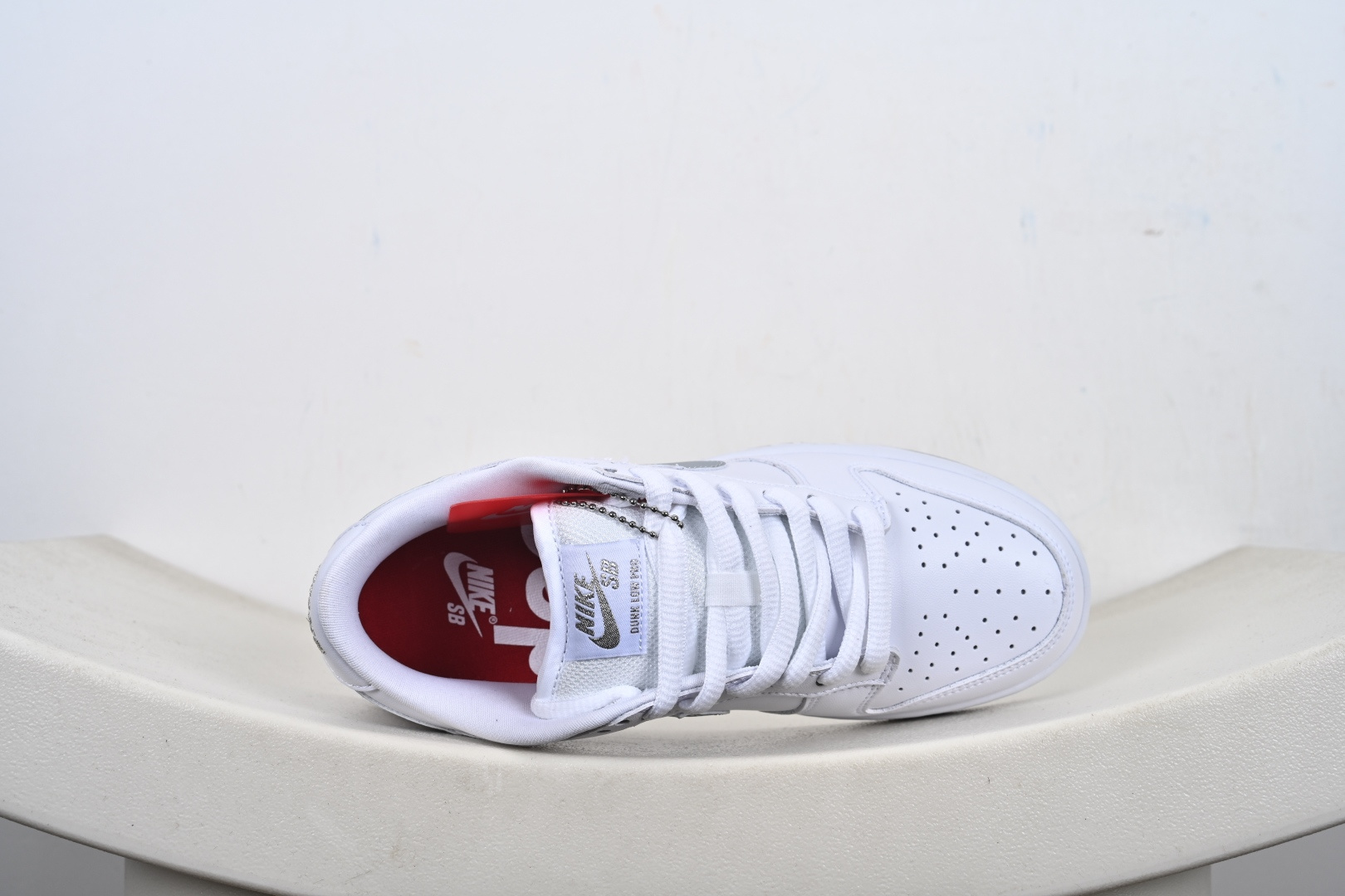 200 NIKE SB DUNK LOW OG QS 耐克 低帮休闲运动板鞋 HQ8487-100-Chinese UA Cheap High Quatity Brand Clothes Bags handbags Sneakers wholesale wholesaler seller from China Factory suppliers Fashion Clothing Shoes best Quality Beautiful Price 200 NIKE SB DUNK LOW OG QS 耐克 低帮休闲运动板鞋 HQ8487-100