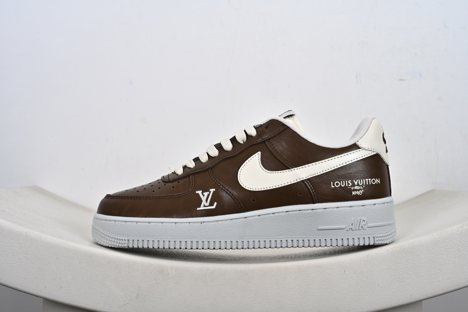 240 定制版Nike Air Force 1'07 Low 联名 焦糖拿铁 空军低帮休闲板鞋 NH0601-587