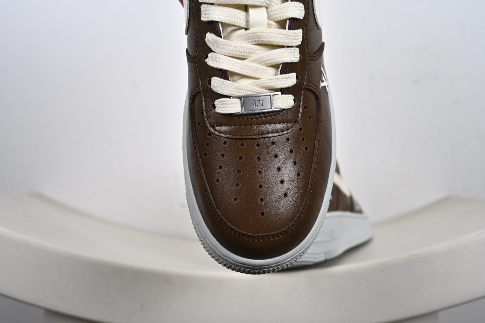 240 定制版Nike Air Force 1'07 Low 联名 焦糖拿铁 空军低帮休闲板鞋 NH0601-587