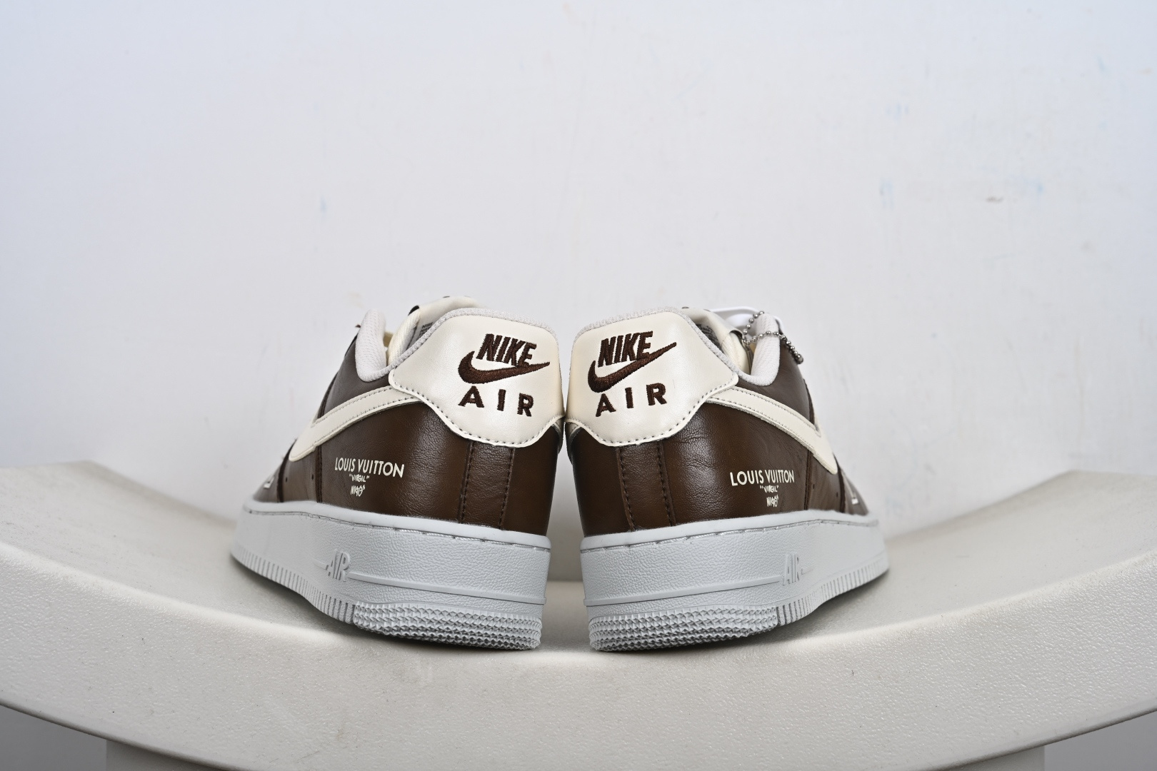 240 定制版Nike Air Force 1'07 Low 联名 焦糖拿铁 空军低帮休闲板鞋 NH0601-587