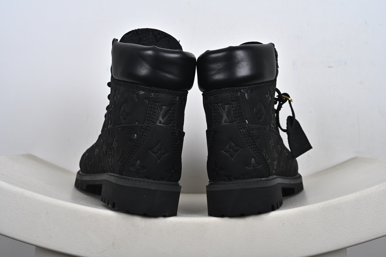 350 添柏岚 天伯伦 Timberland 经典款高帮 油蜡面做旧 TB 010061 713