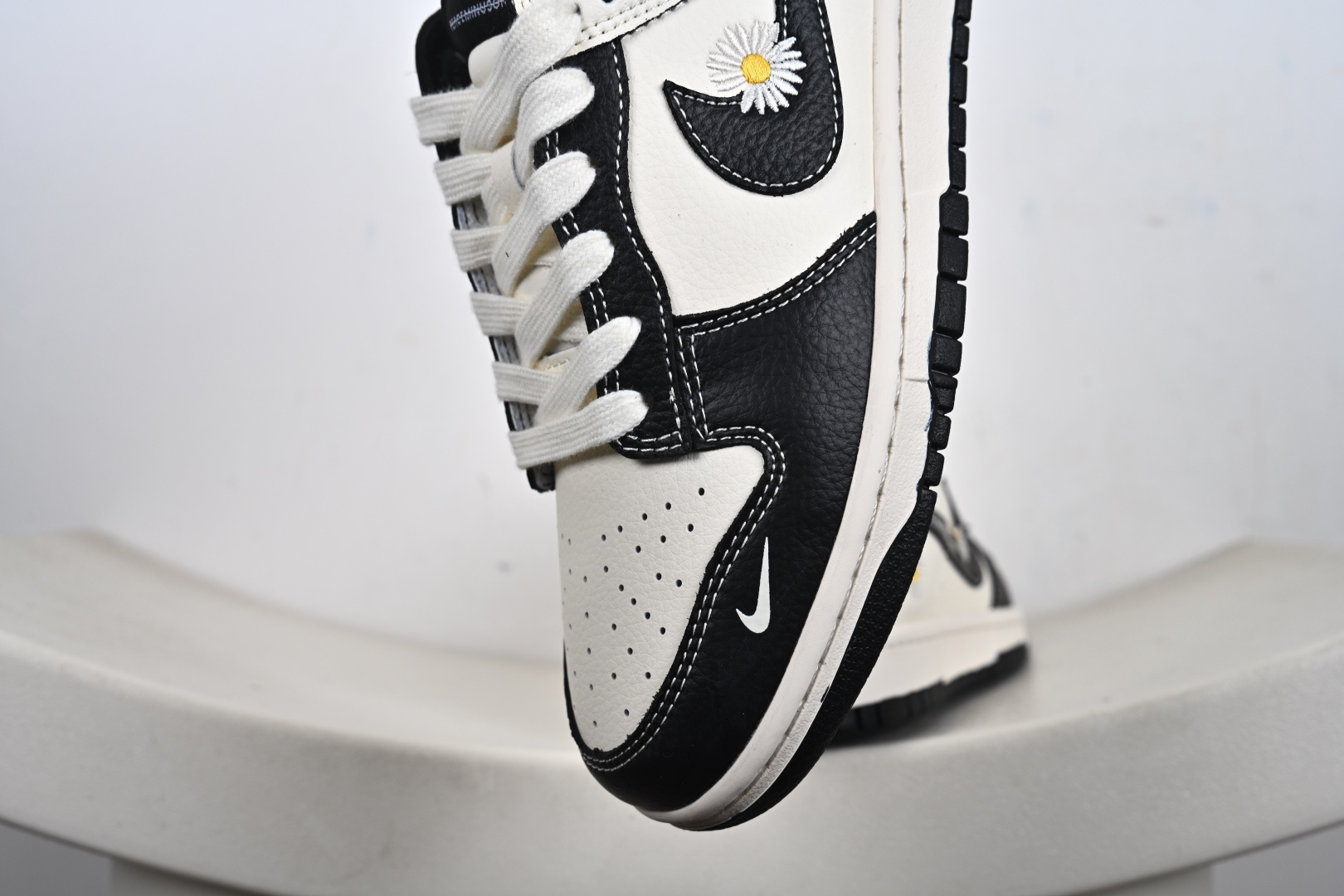 260 Nike SB Dunk Low 小雏菊联名 XD1588-245