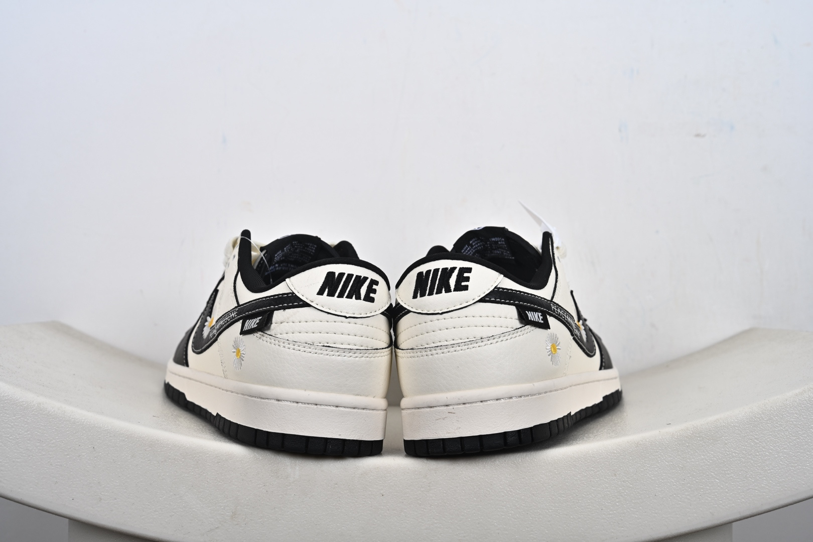 260 Nike SB Dunk Low 小雏菊联名 XD1588-245