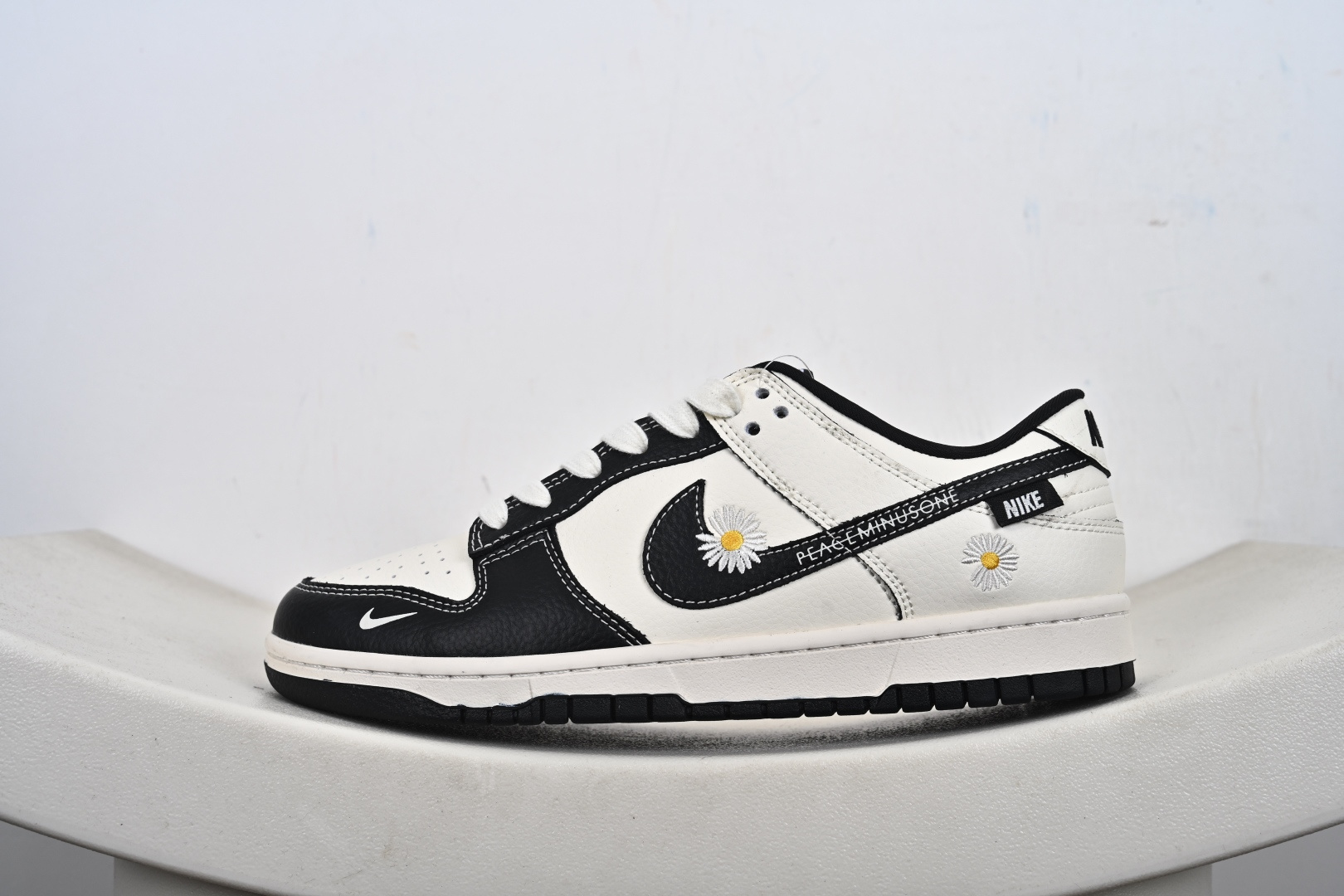 260 Nike SB Dunk Low 小雏菊联名 XD1588-245