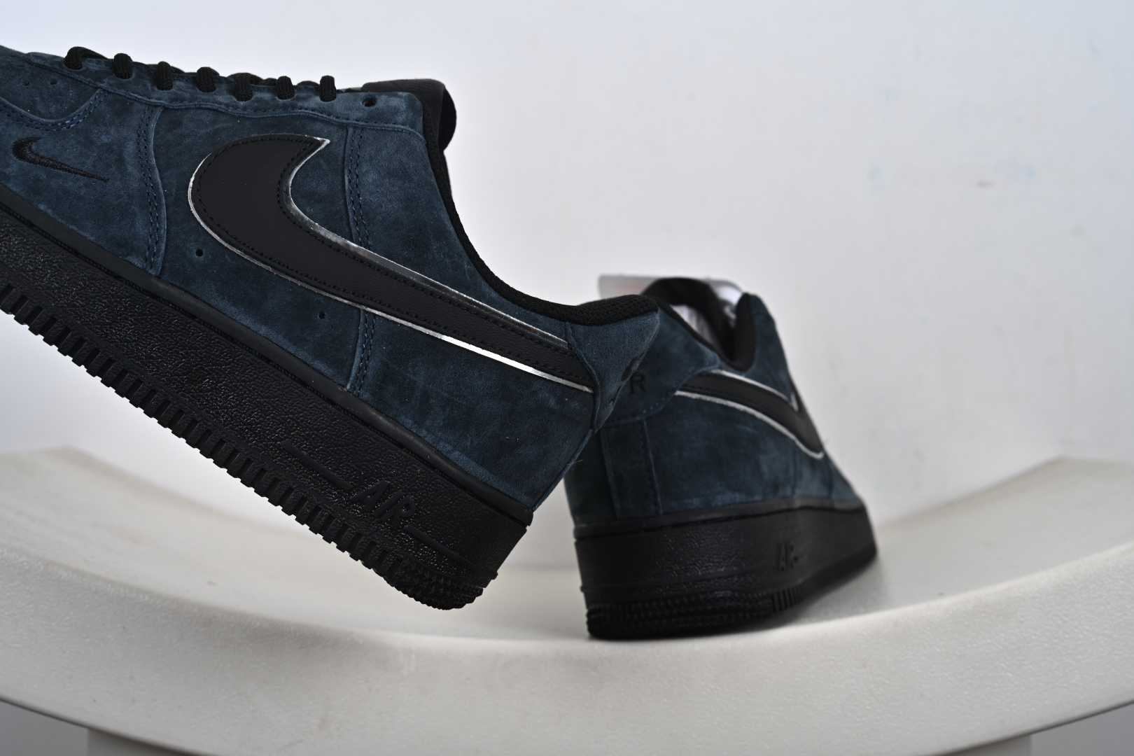 240 Nike Air Force 1 Low 麂皮墨绿 ZH0316-157