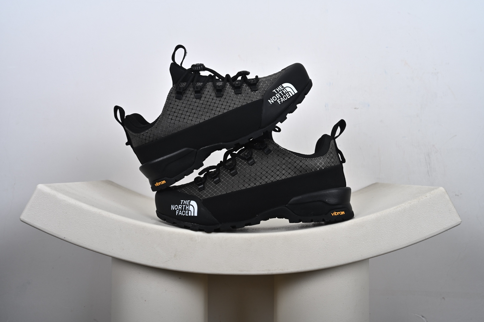 支持放店 The North Face Glenclyffe Low 北面低帮徒步越野休闲登山鞋 NFA817B8OR-080、 1-F0