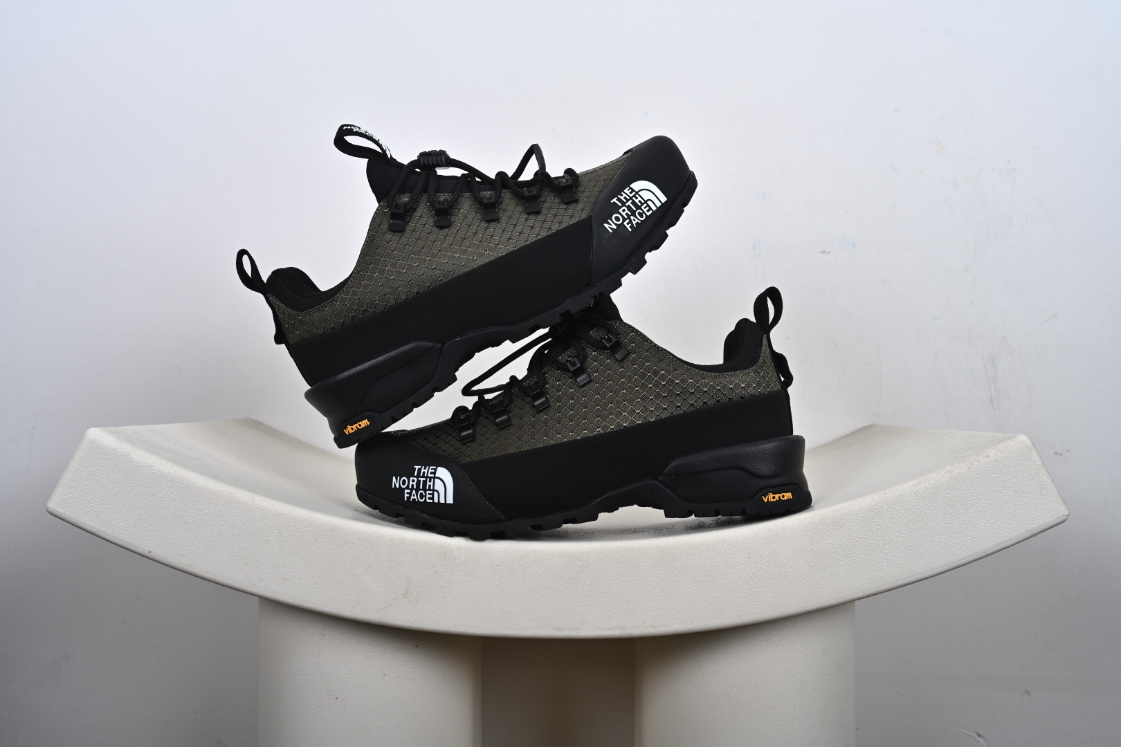 支持放店 The North Face Glenclyffe Low 北面低帮徒步越野休闲登山鞋 NFA817B8OR-080、 1-F0