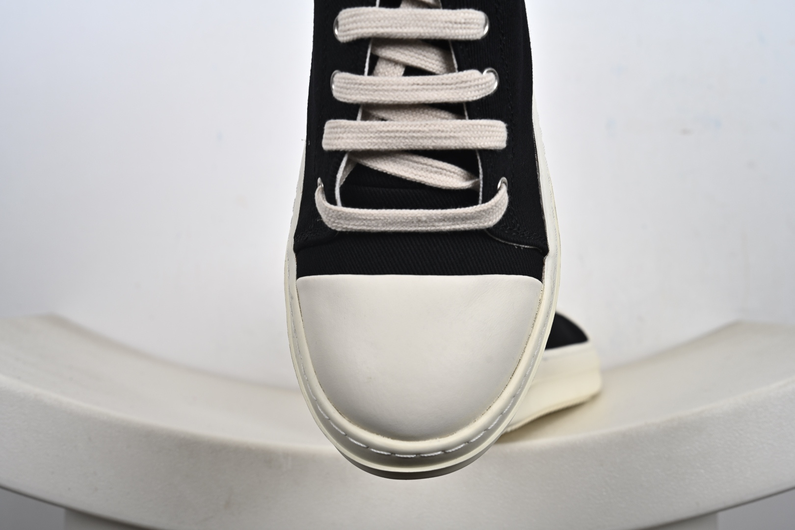 220 RICK OWENS/RO Hollywood 欧文斯 小牛皮 圆头系带低帮板鞋