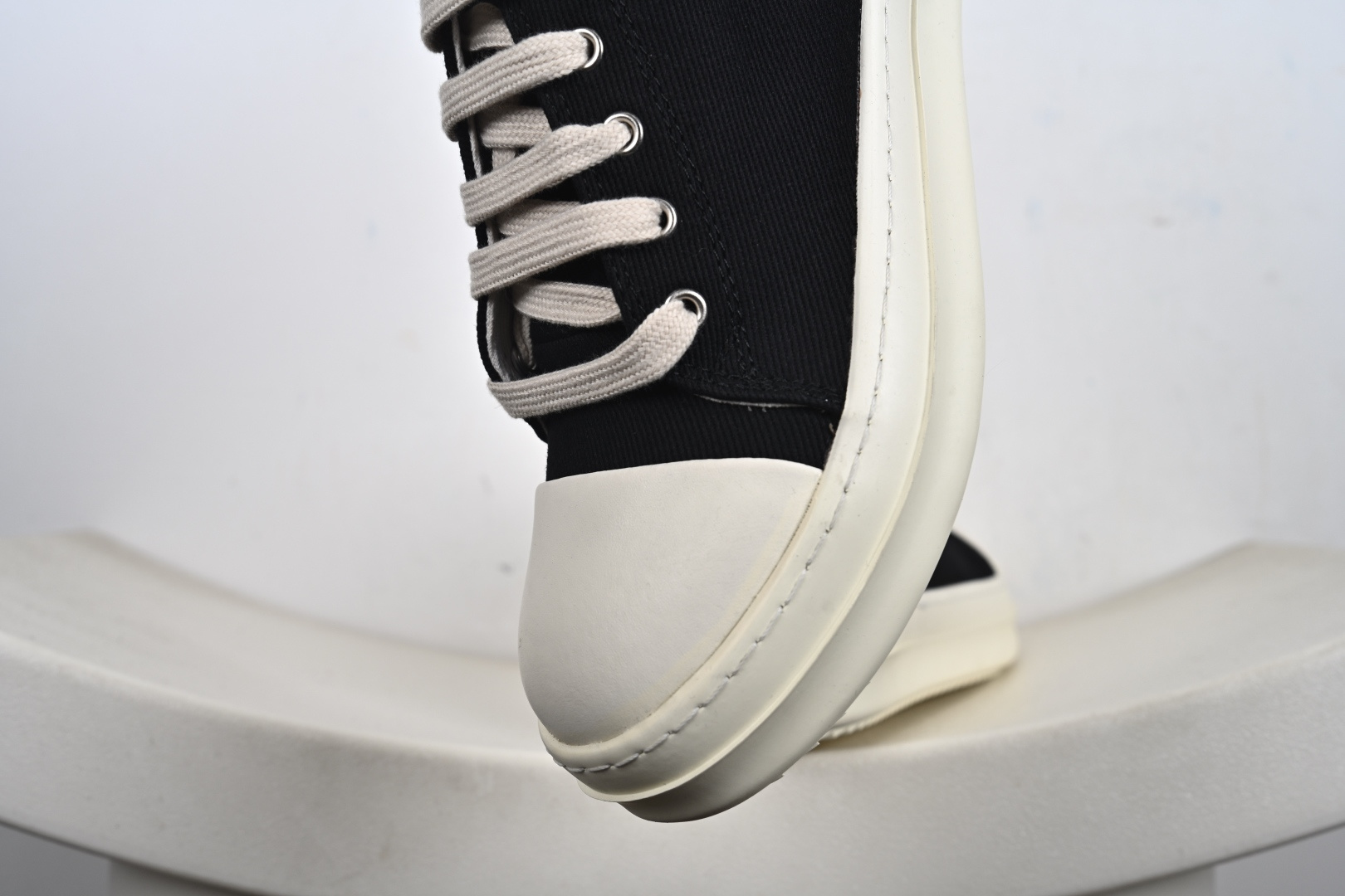 220 RICK OWENS/RO Hollywood 欧文斯 小牛皮 圆头系带低帮板鞋