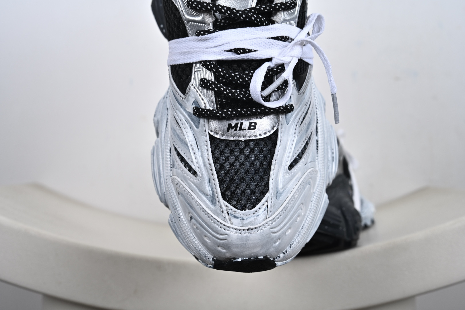 360 MLB Chunky 绑带做旧 定制配色学长鞋系列低帮老爹风轻量增高厚底百搭休闲运动慢跑鞋 3ASHWD15N(GP001)