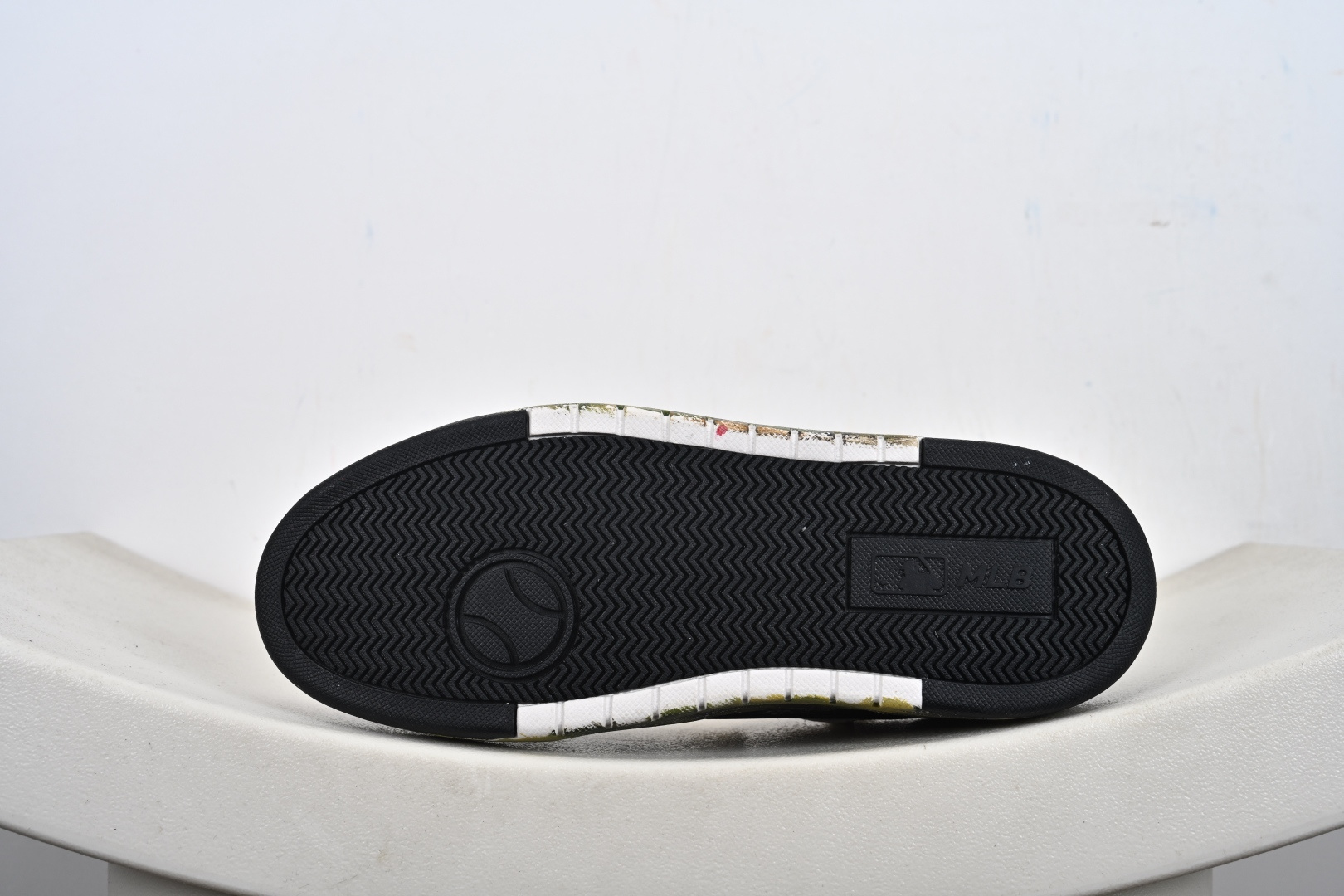 280 MLB Chunky Liner New York Yankees 绑带做旧 定制配色学长鞋系列低帮老爹风轻量增高厚底百搭休闲运动慢跑鞋 3ASXCA12N(C0001)