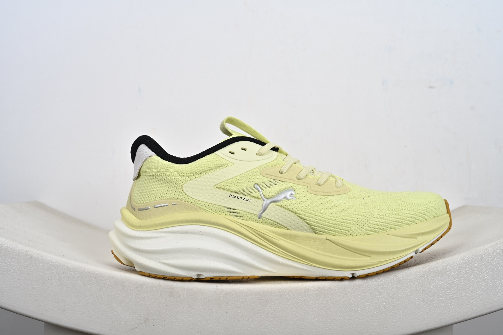 PUMA彪马Magnify Nitro 3 舒适百搭经典低帮跑步鞋 311046-04-Top High Quatity Cheap Sneakers Fashion Clothing Clothes Bags handbags Shoes of all Brand wholesale With The best Quality And Beautiful Price from China Factory Chinese suppliers wholesaler seller PUMA彪马Magnify Nitro 3 舒适百搭经典低帮跑步鞋 311046-04