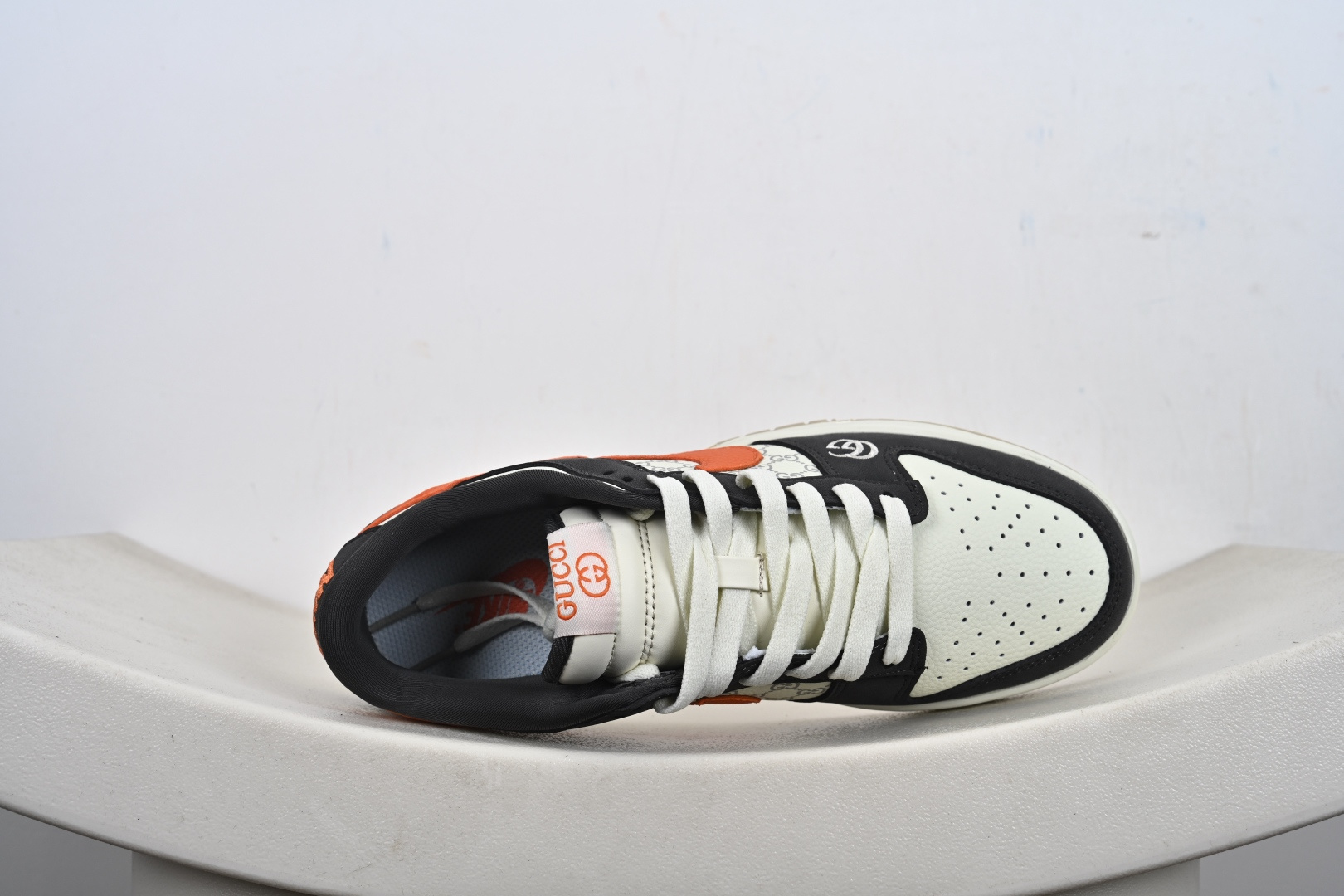 定制版NK SB Dunk Low“GU联名——白灰桔” 高端定制 低帮休闲板鞋 YF9511-923-Top High Quatity Cheap Sneakers Fashion Clothing Clothes Bags handbags Shoes of all Brand wholesale With The best Quality And Beautiful Price from China Factory Chinese suppliers wholesaler seller 定制版NK SB Dunk Low“GU联名——白灰桔” 高端定制 低帮休闲板鞋 YF9511-923