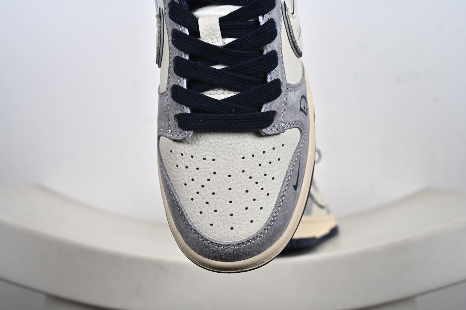 260 定制版SB Dunk Low“ 迪联名—雾霾蓝” 周年高端定制 低帮休闲板鞋 DN3168-014