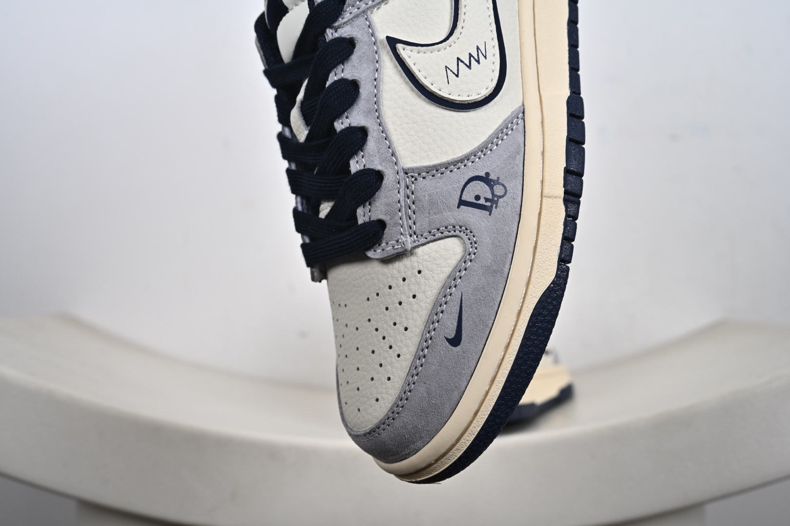 260 定制版SB Dunk Low“ 迪联名—雾霾蓝” 周年高端定制 低帮休闲板鞋 DN3168-014