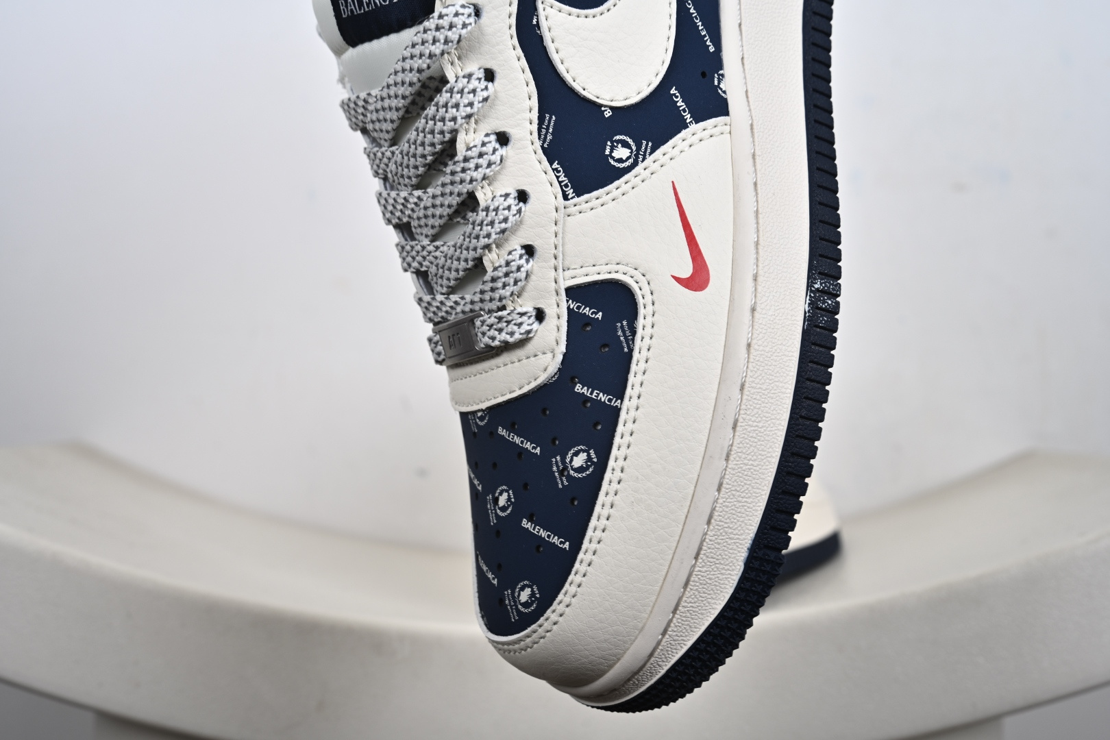 240 NIke Air Force 1 '07 Low 空军一号低帮 运动鞋 休闲鞋 XS1958-628-Chinese UA Cheap High Quatity Brand Clothes Bags handbags Sneakers wholesale wholesaler seller from China Factory suppliers Fashion Clothing Shoes best Quality Beautiful Price 240 NIke Air Force 1 '07 Low 空军一号低帮 运动鞋 休闲鞋 XS1958-628