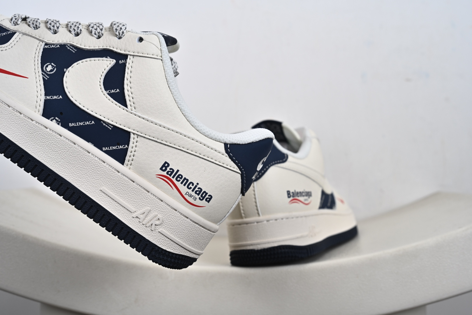 240 NIke Air Force 1 '07 Low 空军一号低帮 运动鞋 休闲鞋 XS1958-628-Chinese UA Cheap High Quatity Brand Clothes Bags handbags Sneakers wholesale wholesaler seller from China Factory suppliers Fashion Clothing Shoes best Quality Beautiful Price 240 NIke Air Force 1 '07 Low 空军一号低帮 运动鞋 休闲鞋 XS1958-628