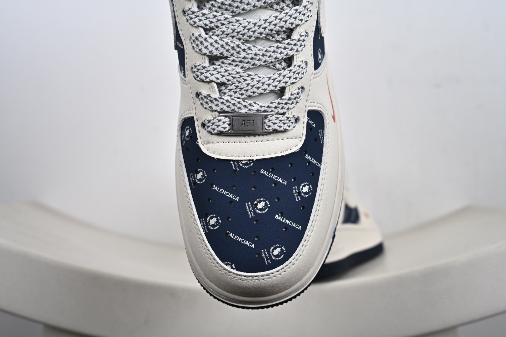 240 NIke Air Force 1 '07 Low 空军一号低帮 运动鞋 休闲鞋 XS1958-628-Chinese UA Cheap High Quatity Brand Clothes Bags handbags Sneakers wholesale wholesaler seller from China Factory suppliers Fashion Clothing Shoes best Quality Beautiful Price 240 NIke Air Force 1 '07 Low 空军一号低帮 运动鞋 休闲鞋 XS1958-628