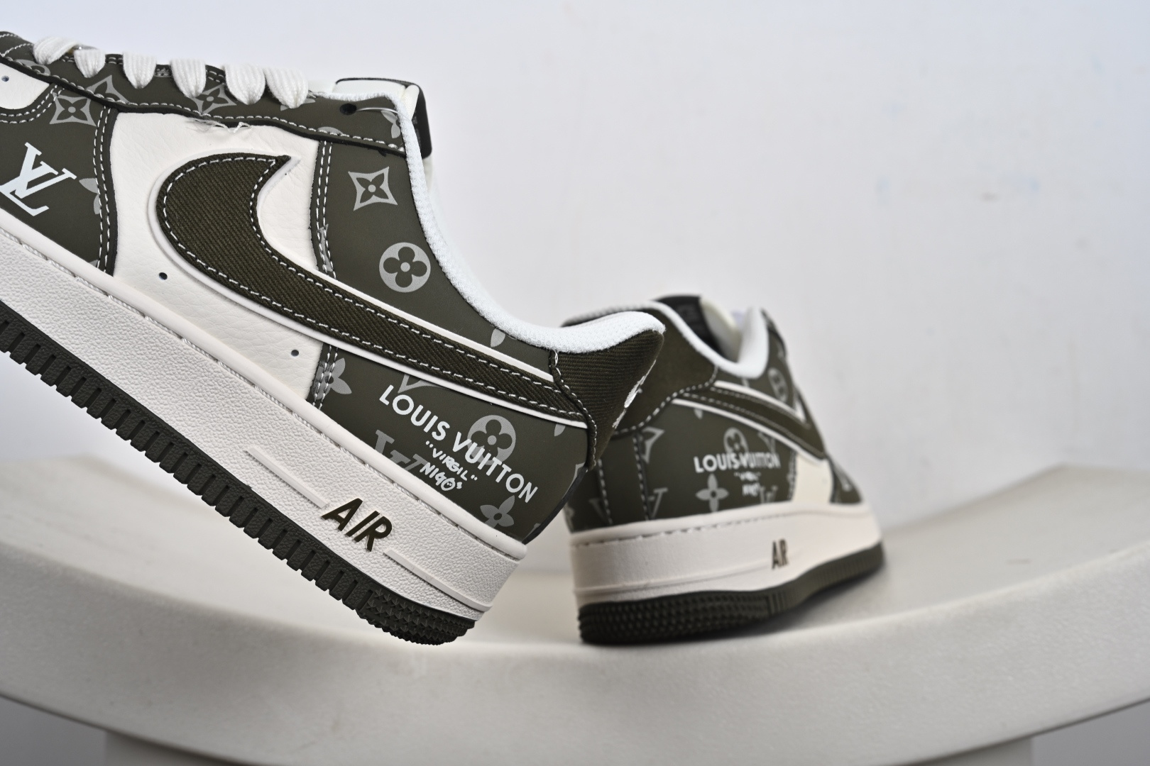 240 NIke Air Force 1 '07 Low 空军一号低帮 运动鞋 休闲鞋 XS1958-623-Chinese UA Cheap High Quatity Brand Clothes Bags handbags Sneakers wholesale wholesaler seller from China Factory suppliers Fashion Clothing Shoes best Quality Beautiful Price 240 NIke Air Force 1 '07 Low 空军一号低帮 运动鞋 休闲鞋 XS1958-623