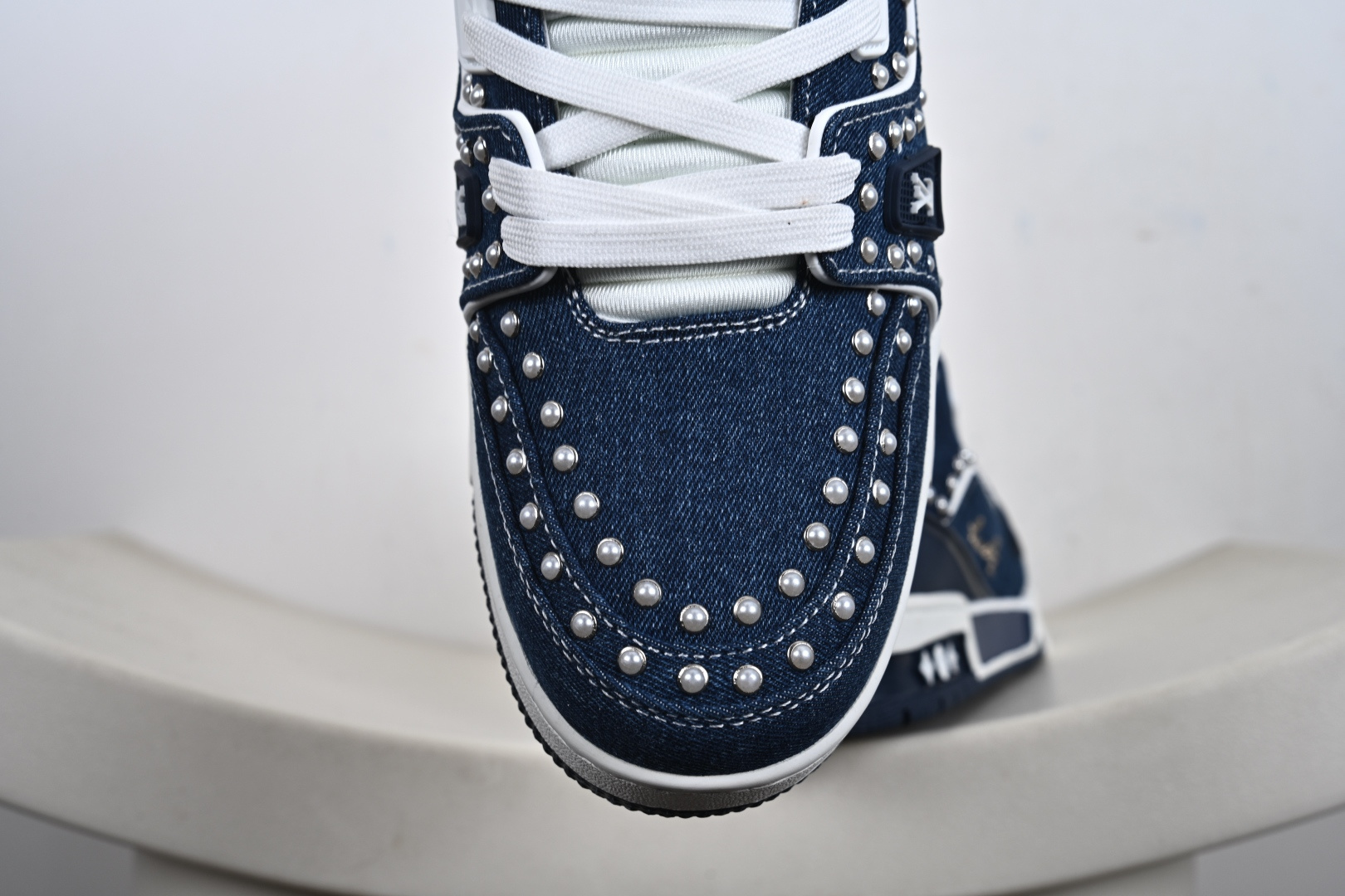 200 LV路易威登Louis Vuitton Trainer Low Sneaker 面包版系列低帮休闲运动文化百搭篮球板鞋