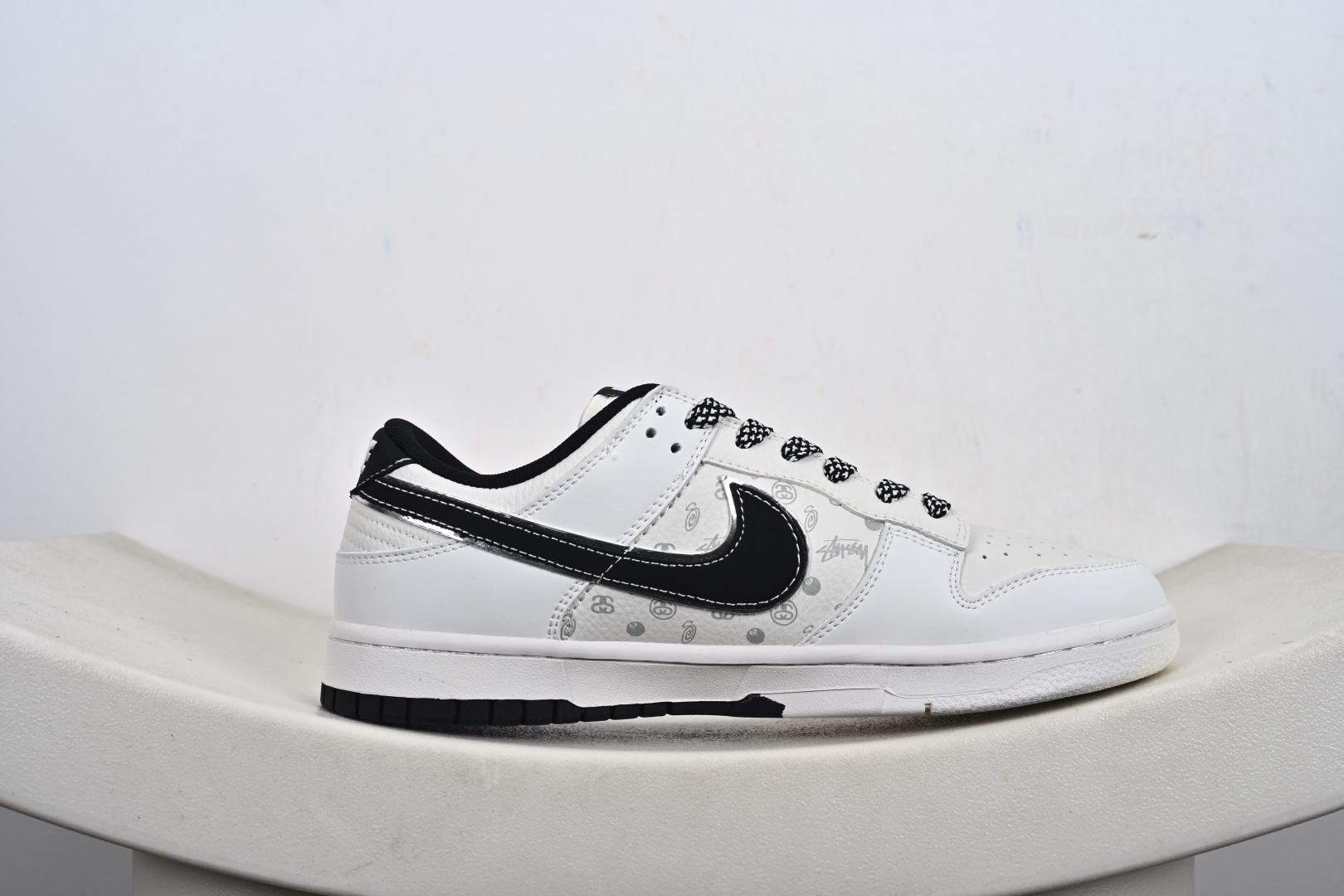 240 NIKE SB DUNK LOW PRO 联名款 CS1688-131-Chinese UA Cheap High Quatity Brand Clothes Bags handbags Sneakers wholesale wholesaler seller from China Factory suppliers Fashion Clothing Shoes best Quality Beautiful Price 240 NIKE SB DUNK LOW PRO 联名款 CS1688-131