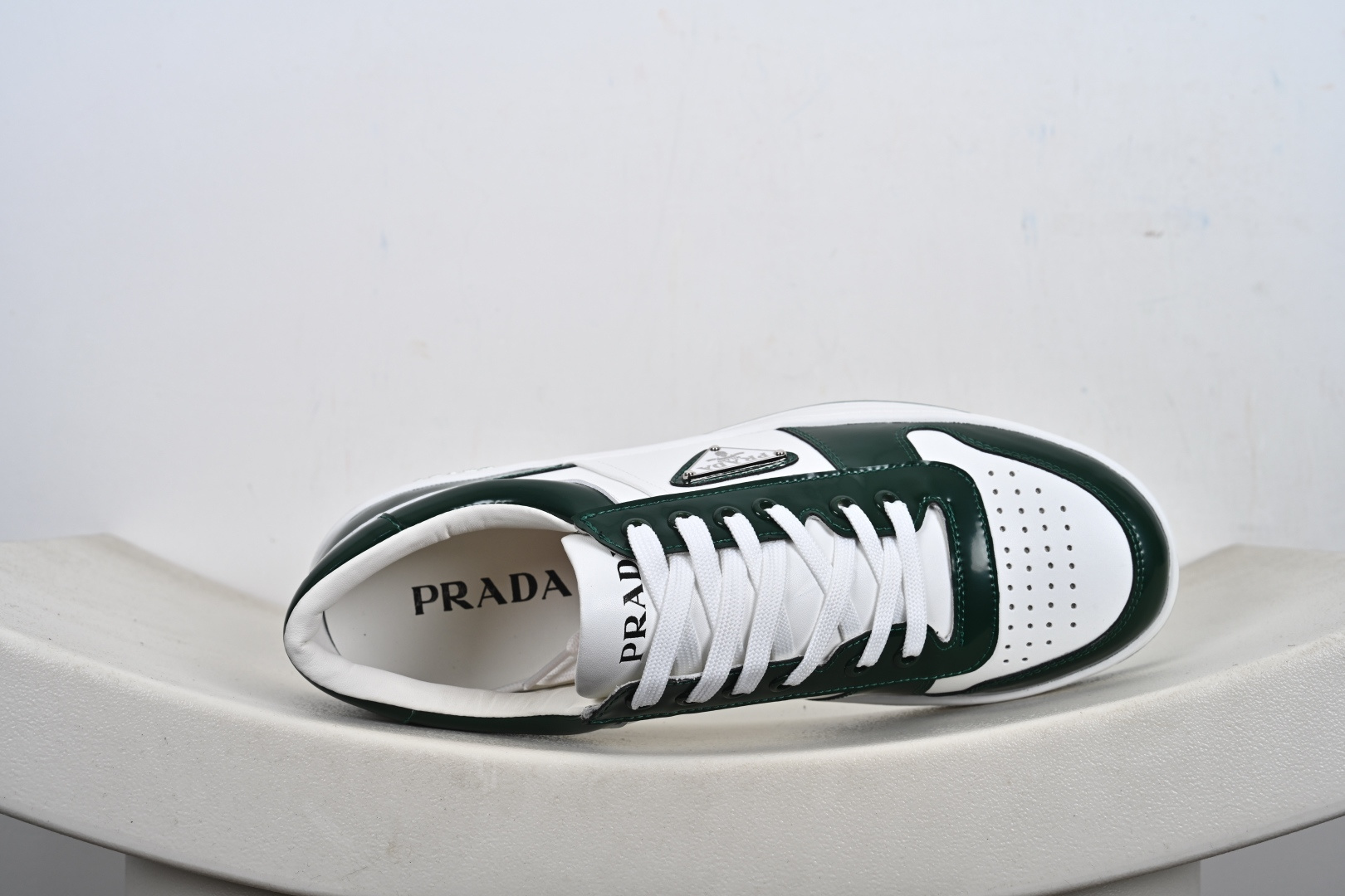 380 PRADA 普拉达 Prada Downtown 低帮休闲板鞋-Chinese UA Cheap High Quatity Brand Clothes Bags handbags Sneakers wholesale wholesaler seller from China Factory suppliers Fashion Clothing Shoes best Quality Beautiful Price 380 PRADA 普拉达 Prada Downtown 低帮休闲板鞋