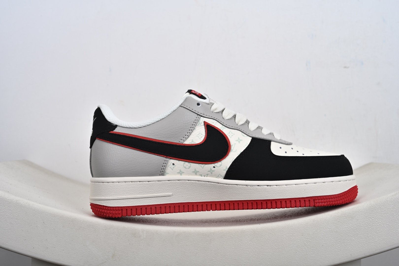 240 定制版Nike Air Force 1 Low 07 SUP联名 空军一号低帮板鞋 XS1958-629-Chinese UA Cheap High Quatity Brand Clothes Bags handbags Sneakers wholesale wholesaler seller from China Factory suppliers Fashion Clothing Shoes best Quality Beautiful Price 240 定制版Nike Air Force 1 Low 07 SUP联名 空军一号低帮板鞋 XS1958-629