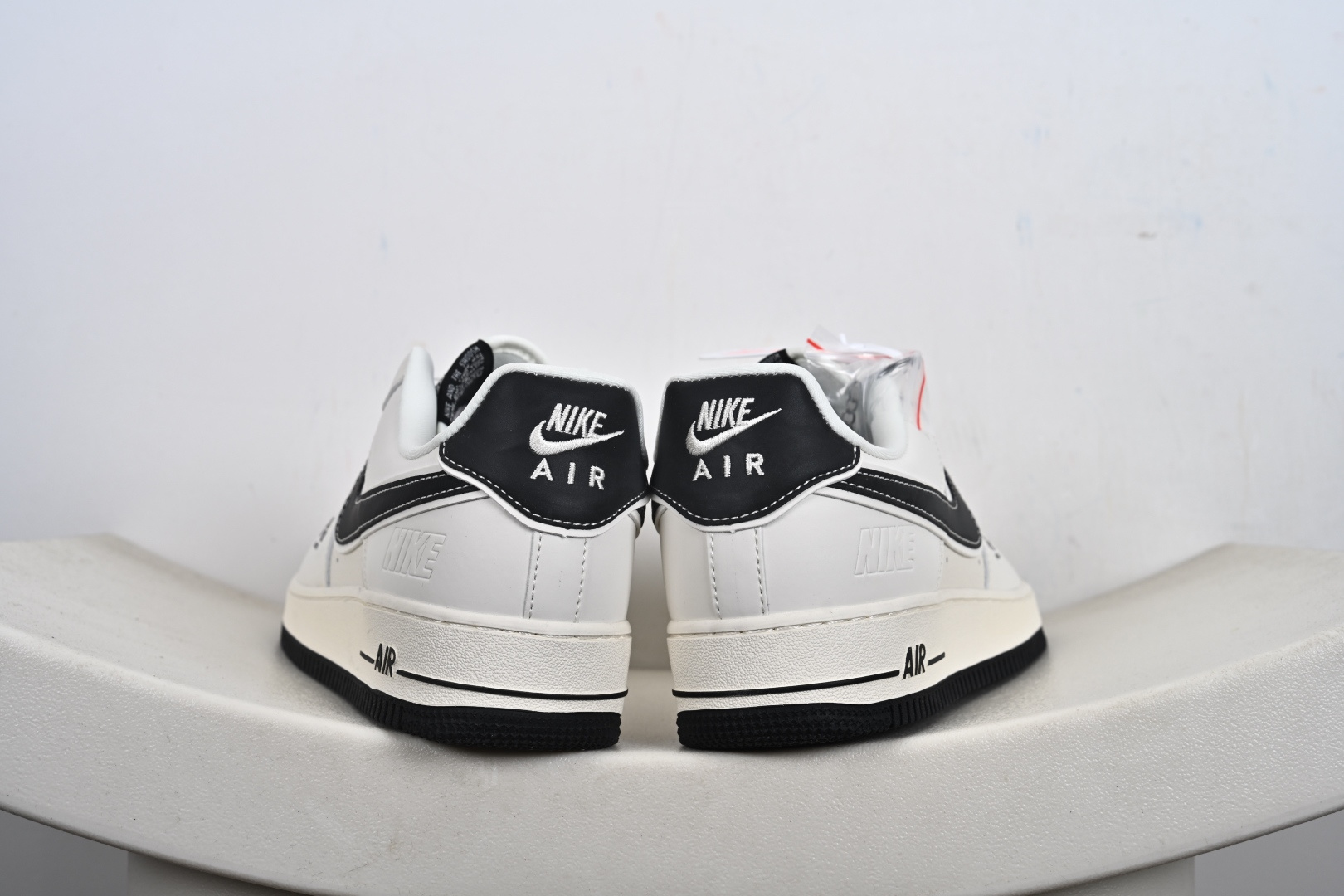 240 NIke Air Force 1 '07 Low “NIKE-米黑满天星”空军一号 低帮 运动鞋 休闲鞋 DD1982-327-Chinese UA Cheap High Quatity Brand Clothes Bags handbags Sneakers wholesale wholesaler seller from China Factory suppliers Fashion Clothing Shoes best Quality Beautiful Price 240 NIke Air Force 1 '07 Low “NIKE-米黑满天星”空军一号 低帮 运动鞋 休闲鞋 DD1982-327