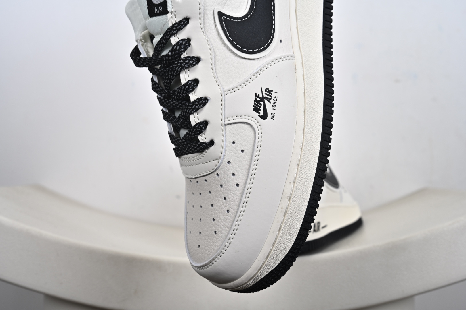 240 NIke Air Force 1 '07 Low “NIKE-米黑满天星”空军一号 低帮 运动鞋 休闲鞋 DD1982-327-Chinese UA Cheap High Quatity Brand Clothes Bags handbags Sneakers wholesale wholesaler seller from China Factory suppliers Fashion Clothing Shoes best Quality Beautiful Price 240 NIke Air Force 1 '07 Low “NIKE-米黑满天星”空军一号 低帮 运动鞋 休闲鞋 DD1982-327