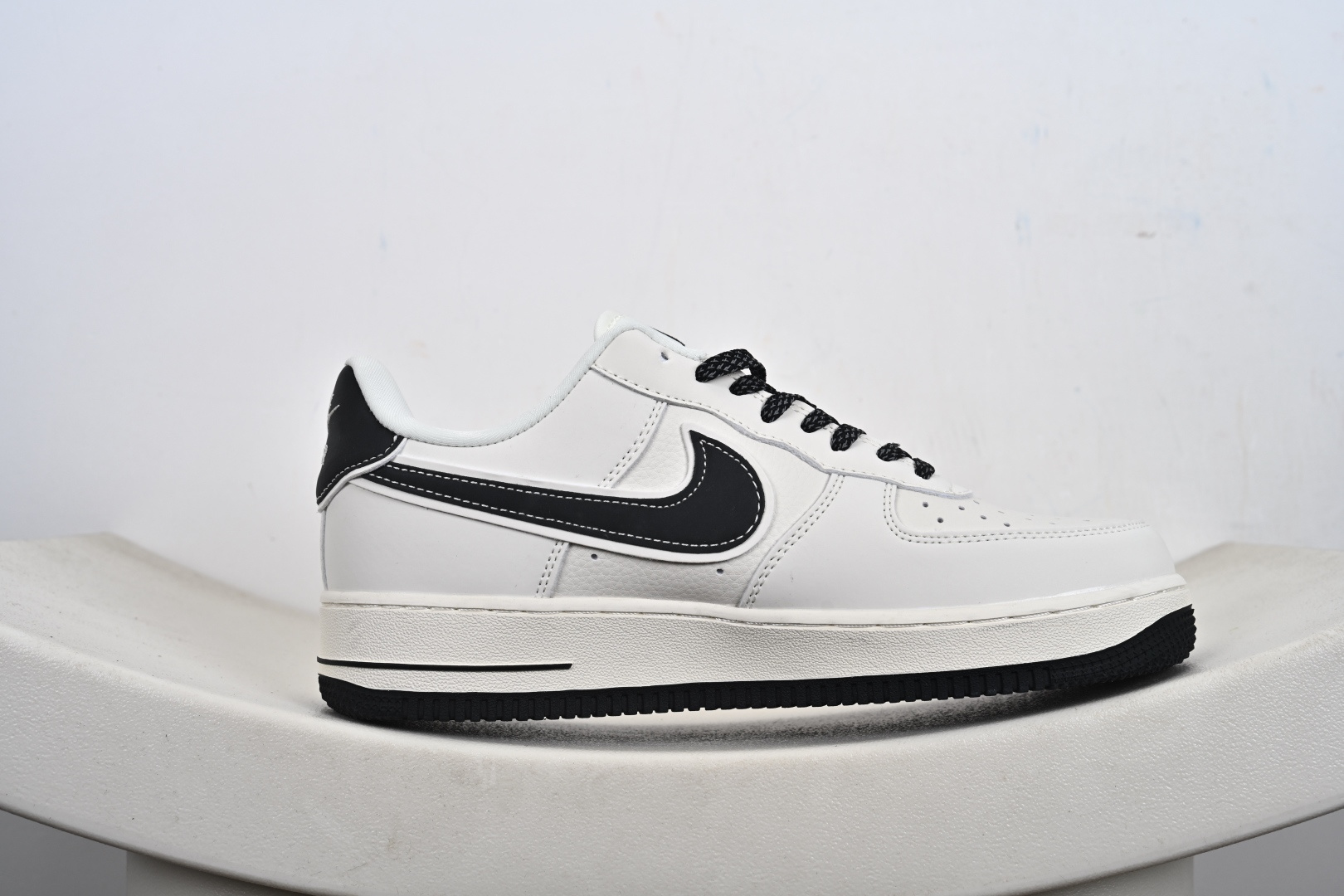 240 NIke Air Force 1 '07 Low “NIKE-米黑满天星”空军一号 低帮 运动鞋 休闲鞋 DD1982-327-Chinese UA Cheap High Quatity Brand Clothes Bags handbags Sneakers wholesale wholesaler seller from China Factory suppliers Fashion Clothing Shoes best Quality Beautiful Price 240 NIke Air Force 1 '07 Low “NIKE-米黑满天星”空军一号 低帮 运动鞋 休闲鞋 DD1982-327