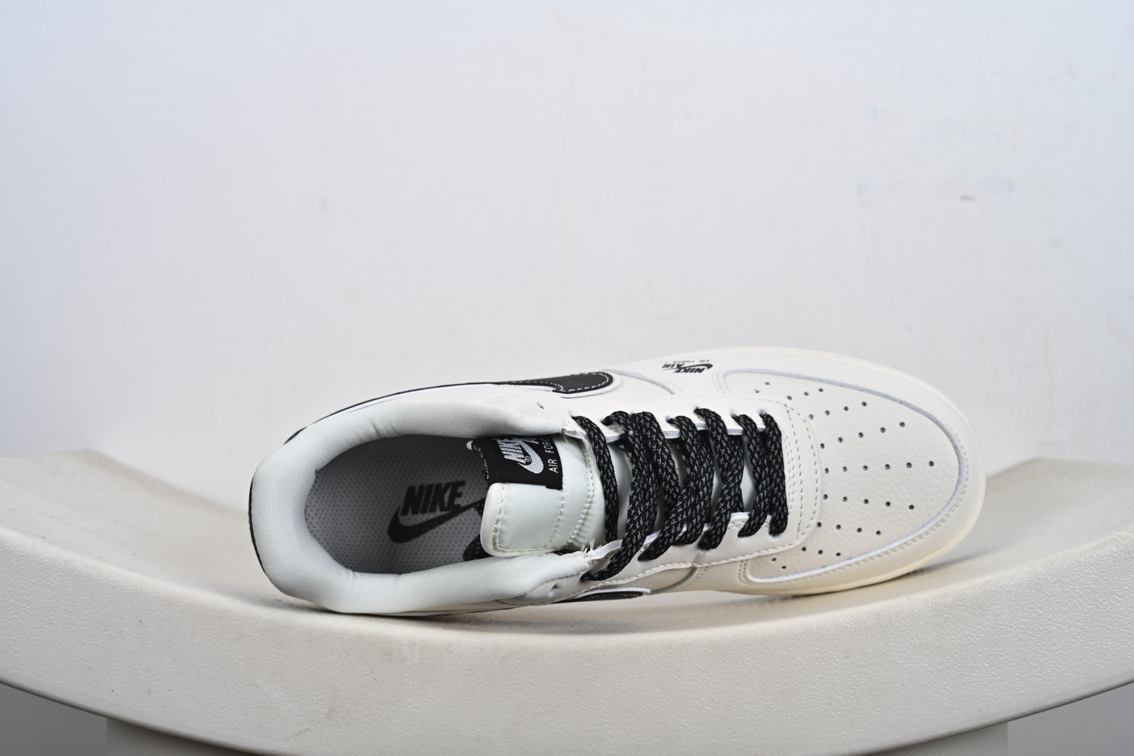 240 NIke Air Force 1 '07 Low “NIKE-米黑满天星”空军一号 低帮 运动鞋 休闲鞋 DD1982-327-Chinese UA Cheap High Quatity Brand Clothes Bags handbags Sneakers wholesale wholesaler seller from China Factory suppliers Fashion Clothing Shoes best Quality Beautiful Price 240 NIke Air Force 1 '07 Low “NIKE-米黑满天星”空军一号 低帮 运动鞋 休闲鞋 DD1982-327