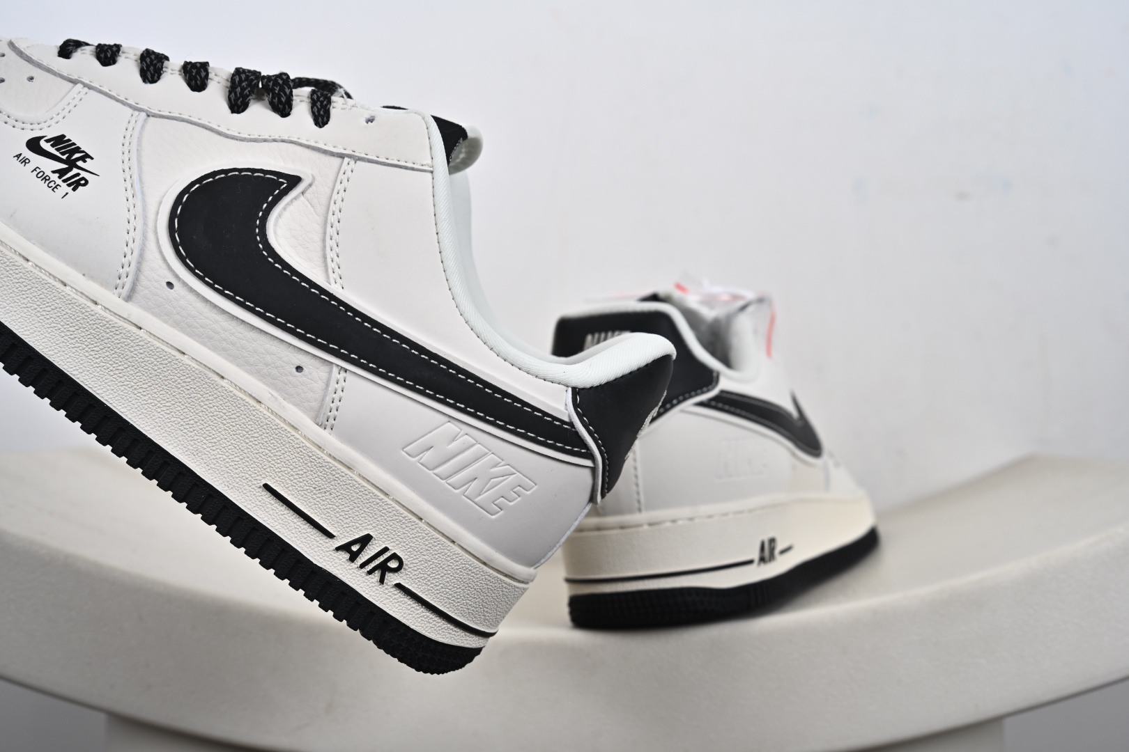 240 NIke Air Force 1 '07 Low “NIKE-米黑满天星”空军一号 低帮 运动鞋 休闲鞋 DD1982-327-Chinese UA Cheap High Quatity Brand Clothes Bags handbags Sneakers wholesale wholesaler seller from China Factory suppliers Fashion Clothing Shoes best Quality Beautiful Price 240 NIke Air Force 1 '07 Low “NIKE-米黑满天星”空军一号 低帮 运动鞋 休闲鞋 DD1982-327