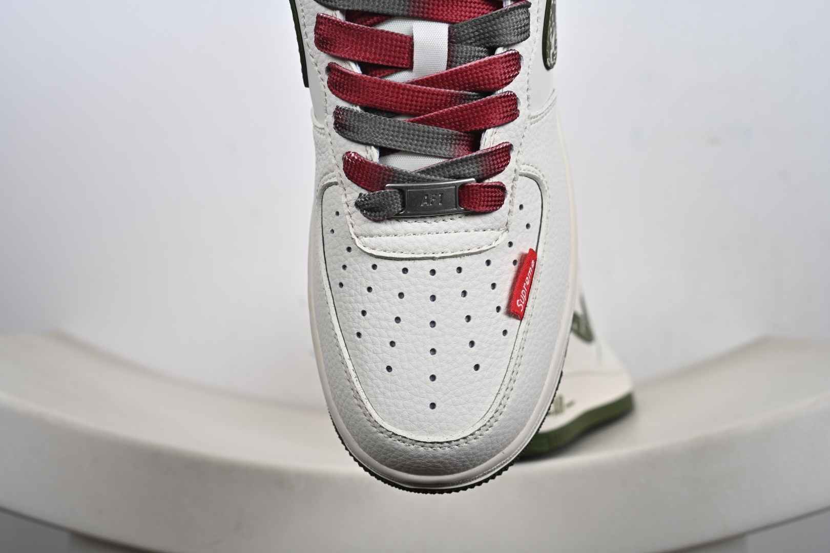 240 Nike Air Force 1 '07 Low “Supreme联名——米红织标绿勾”空军一号 低帮 运动鞋 QW5606-273