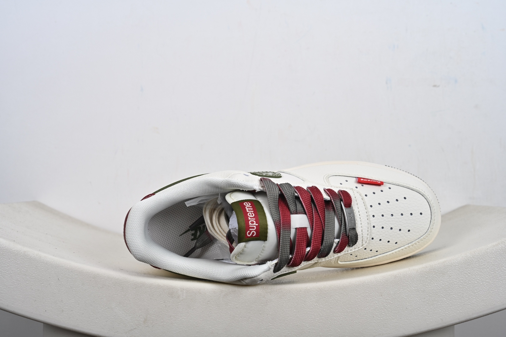 240 Nike Air Force 1 '07 Low “Supreme联名——米红织标绿勾”空军一号 低帮 运动鞋 QW5606-273