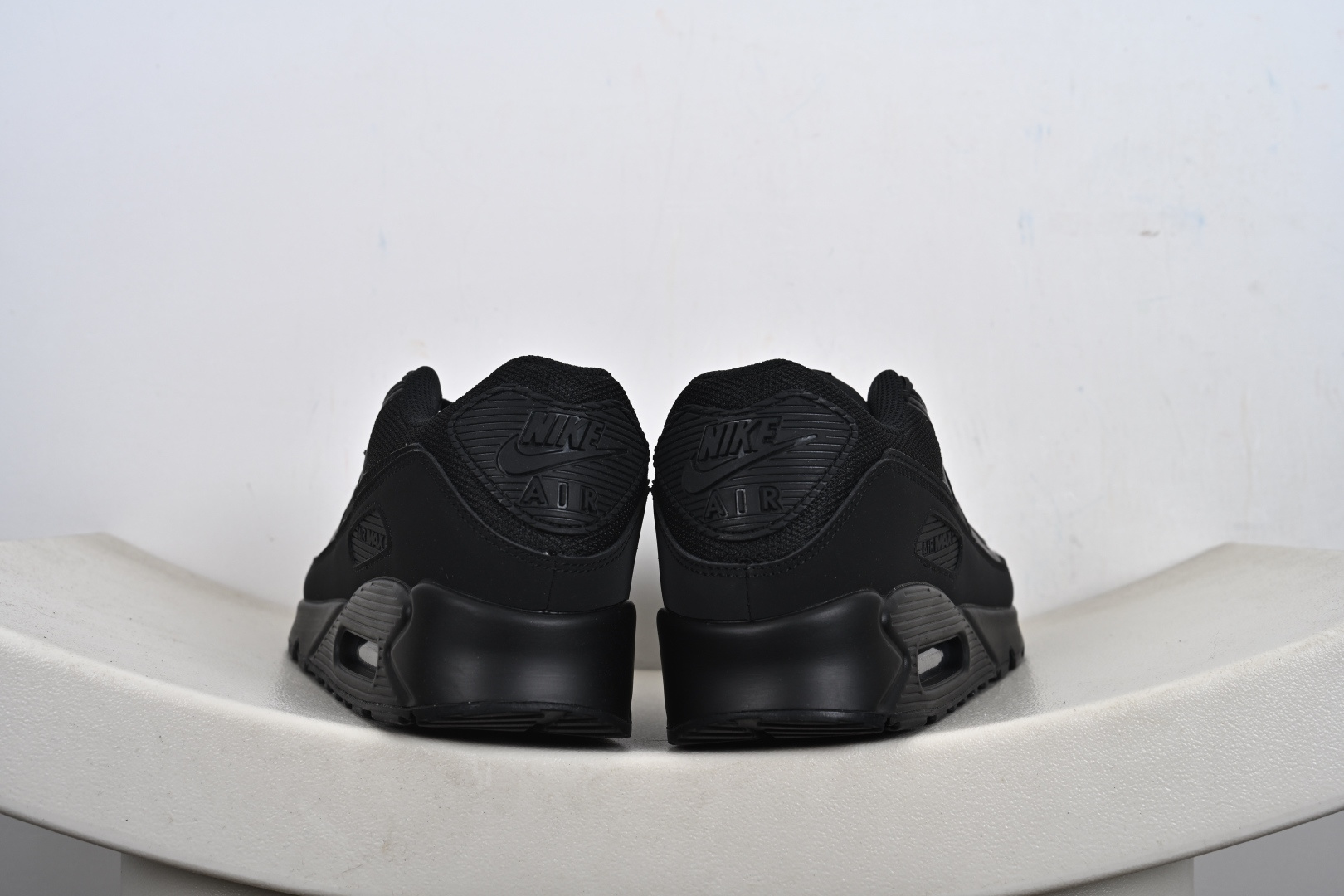 Air Max 90小气垫运动鞋 融合经典设计线条和丰富材质 FZ7186-10 HQ3828-200 CN8490-003