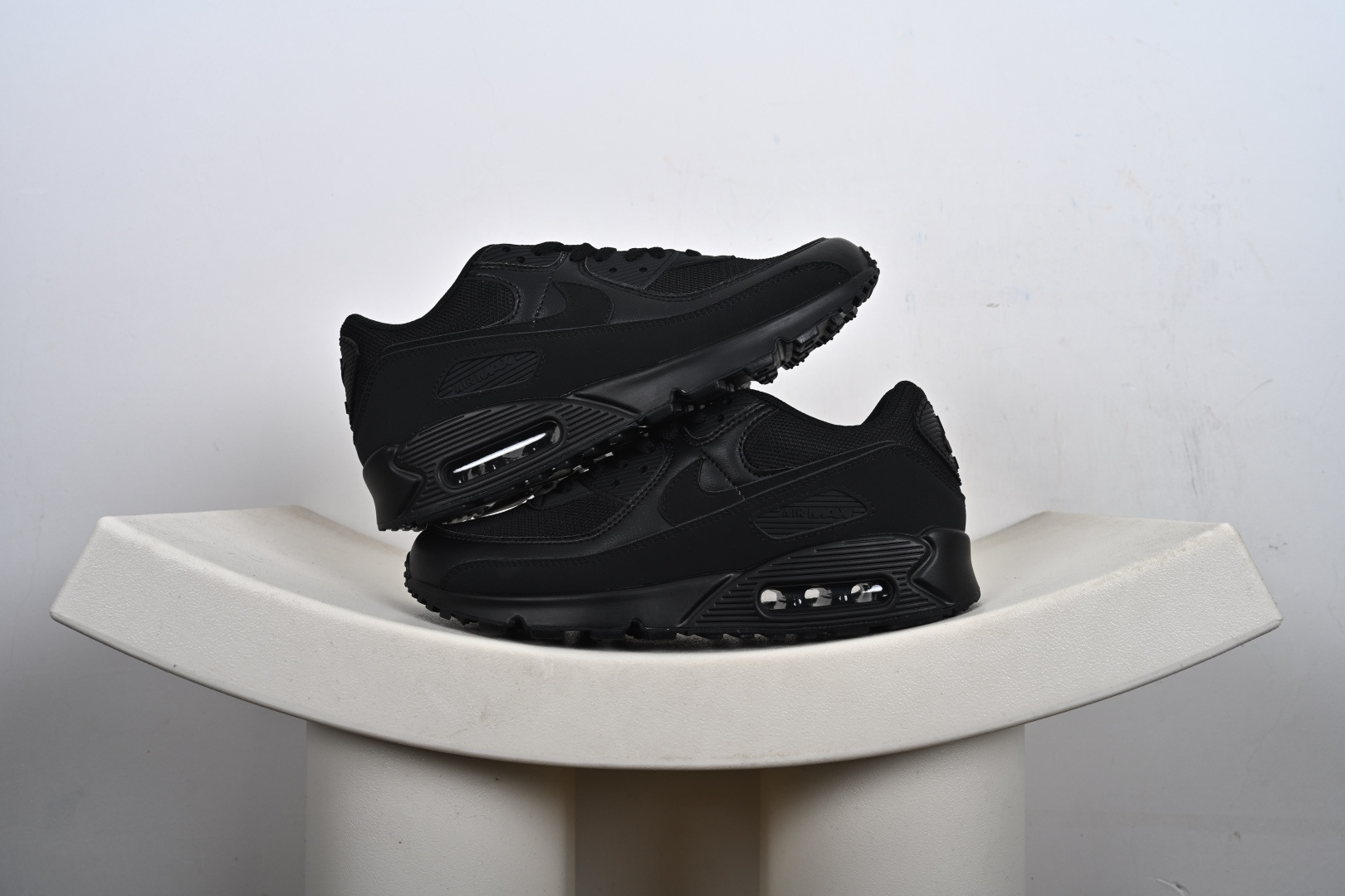 Air Max 90小气垫运动鞋 融合经典设计线条和丰富材质 FZ7186-10 HQ3828-200 CN8490-003