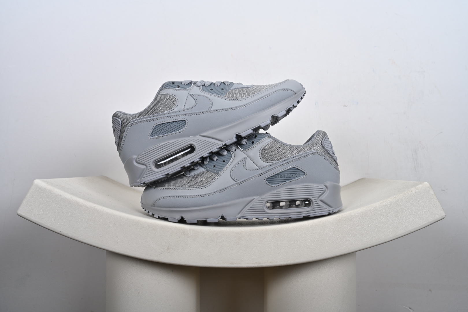 Air Max 90小气垫运动鞋 融合经典设计线条和丰富材质 FZ7186 100 HQ3828-200 CN8490-003
