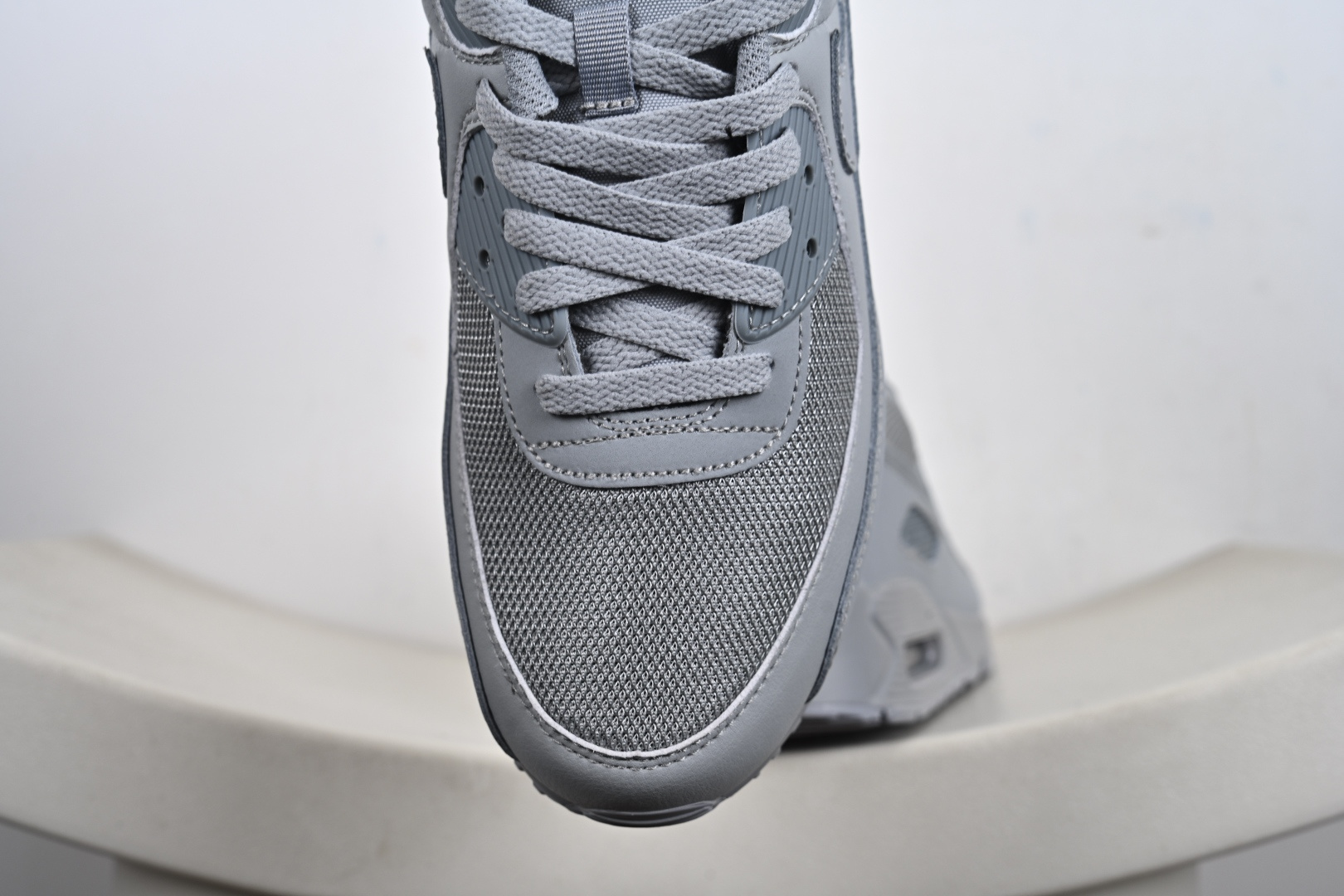 Air Max 90小气垫运动鞋 融合经典设计线条和丰富材质 FZ7186 100 HQ3828-200 CN8490-003