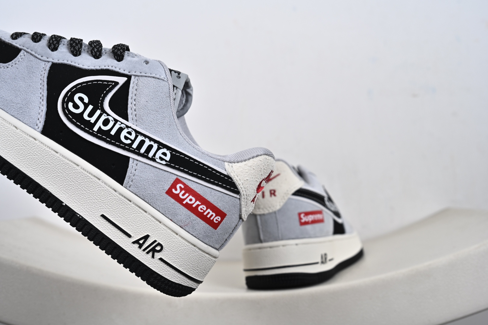 240 定制版Nike Air Force 1'07 Low 空军一号低帮休闲板鞋 SS1979-003-Chinese UA Cheap High Quatity Brand Clothes Bags handbags Sneakers wholesale wholesaler seller from China Factory suppliers Fashion Clothing Shoes best Quality Beautiful Price 240 定制版Nike Air Force 1'07 Low 空军一号低帮休闲板鞋 SS1979-003