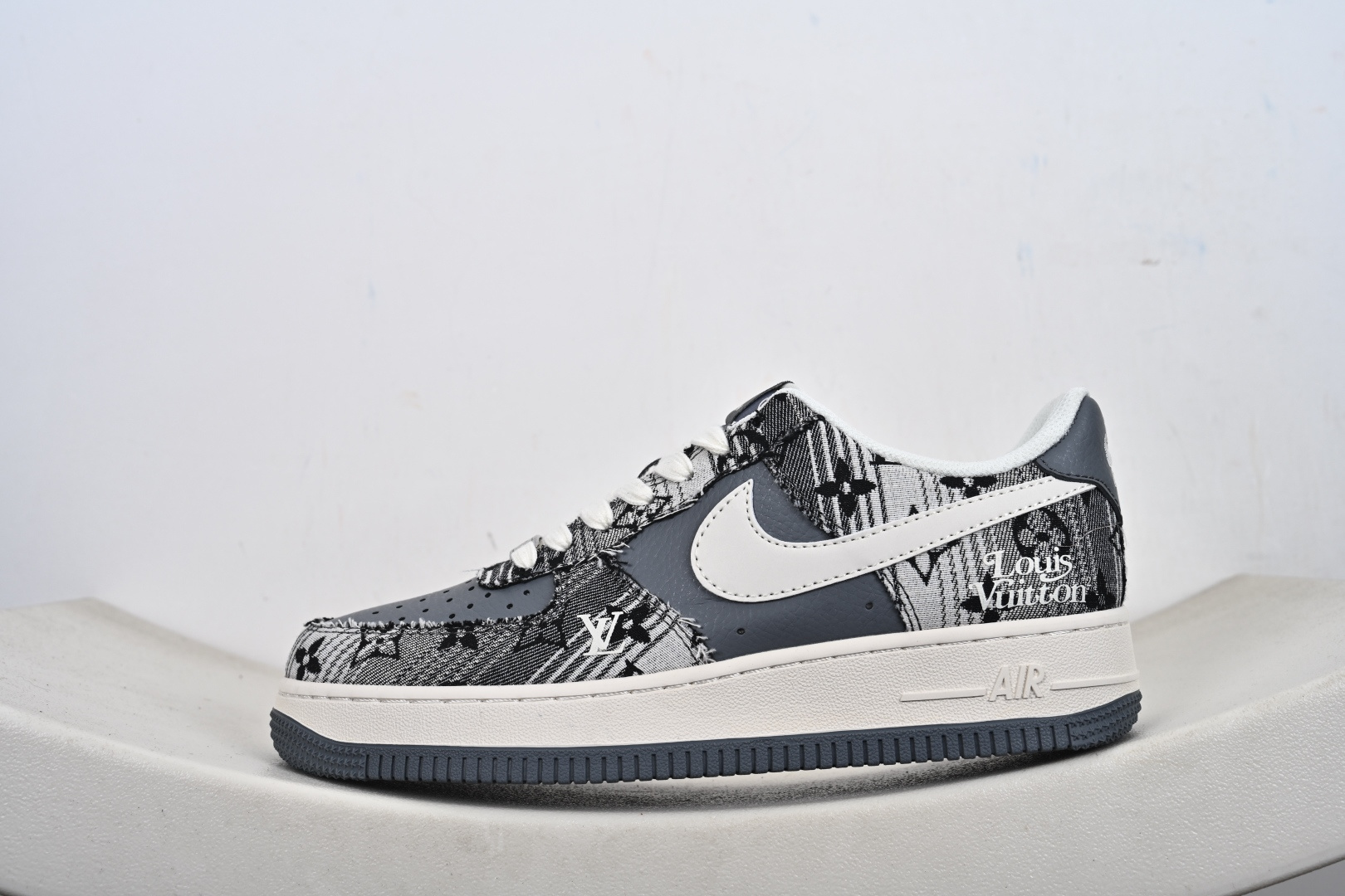 Nk Air Force 1'07 Low GL联名款空军一号低帮休闲板鞋 XS1958-583