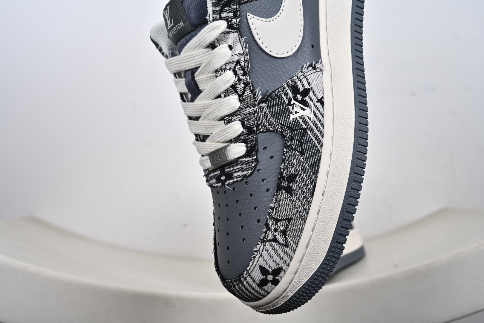 Nk Air Force 1'07 Low GL联名款空军一号低帮休闲板鞋 XS1958-583