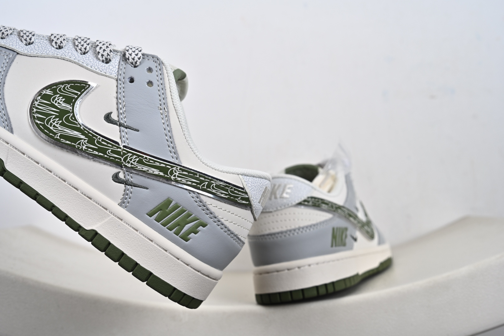 Nike Dunk Low Retro ‘DIY高端定制’耐克 低帮休闲运动板鞋 HS1239-010