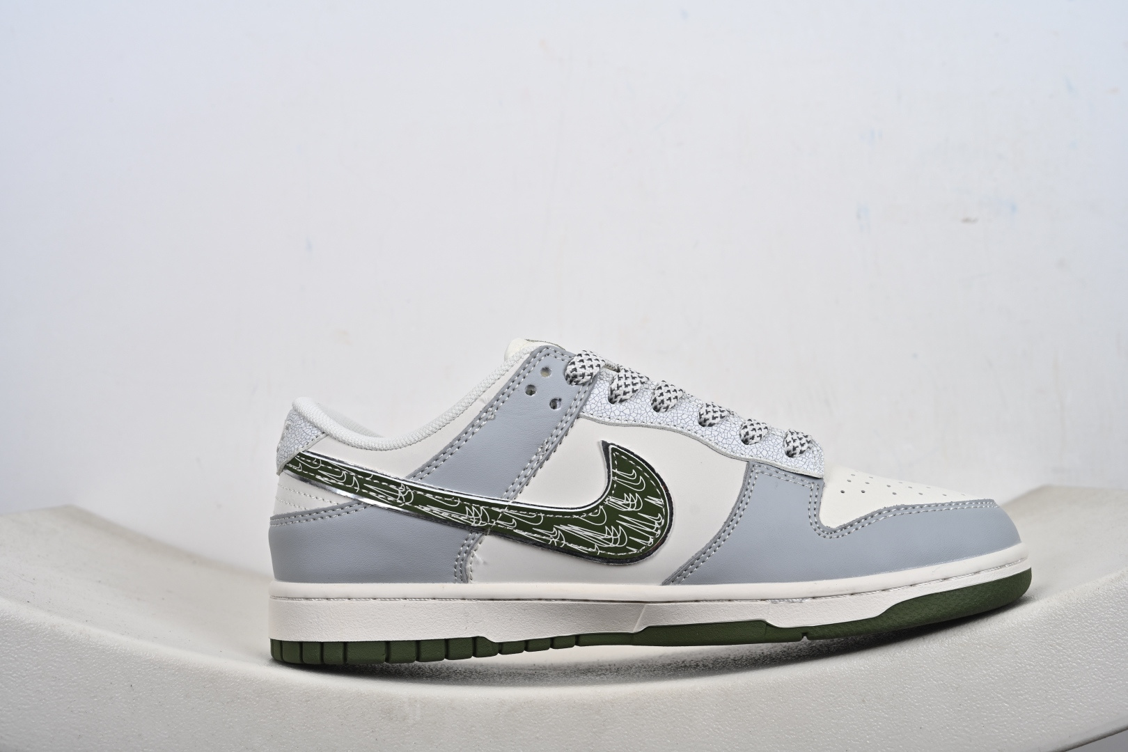 Nike Dunk Low Retro ‘DIY高端定制’耐克 低帮休闲运动板鞋 HS1239-010