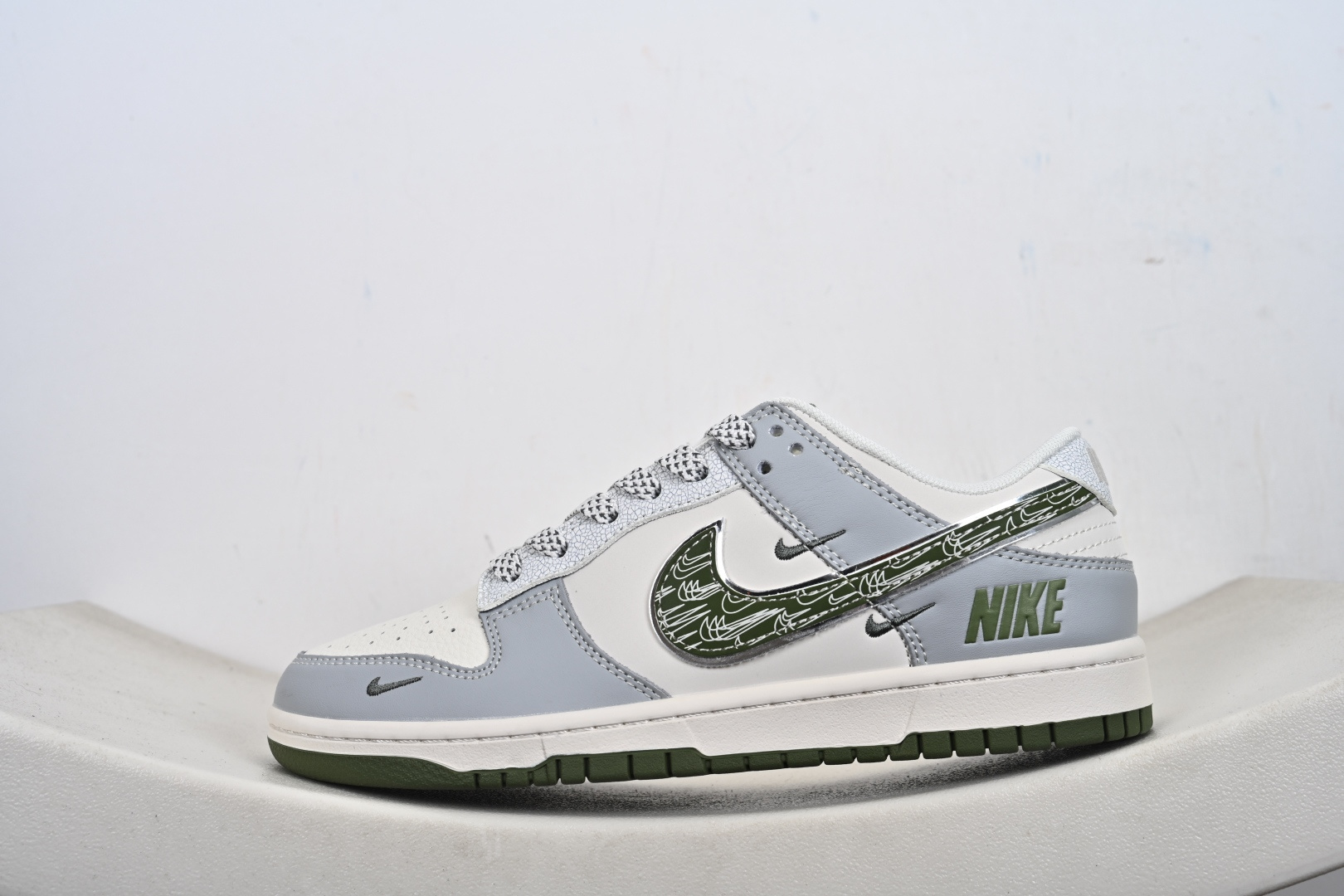 Nike Dunk Low Retro ‘DIY高端定制’耐克 低帮休闲运动板鞋 HS1239-010
