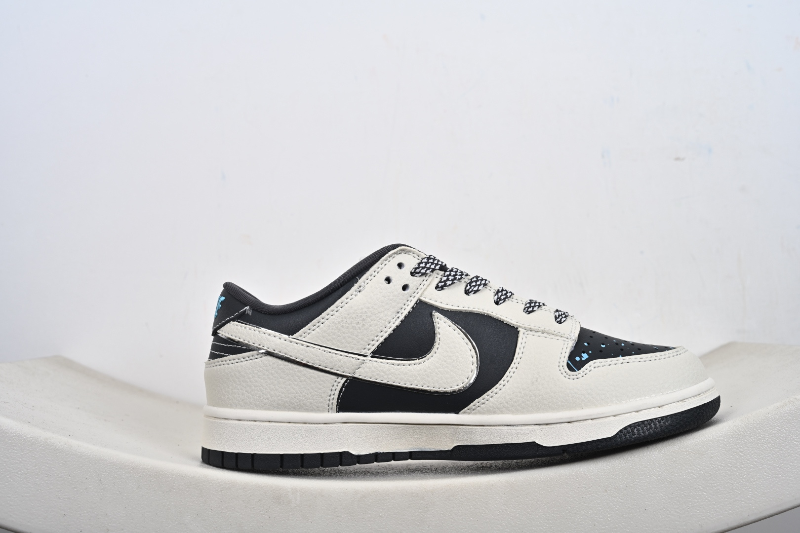 Nike SB Dunk Low DD1988-007