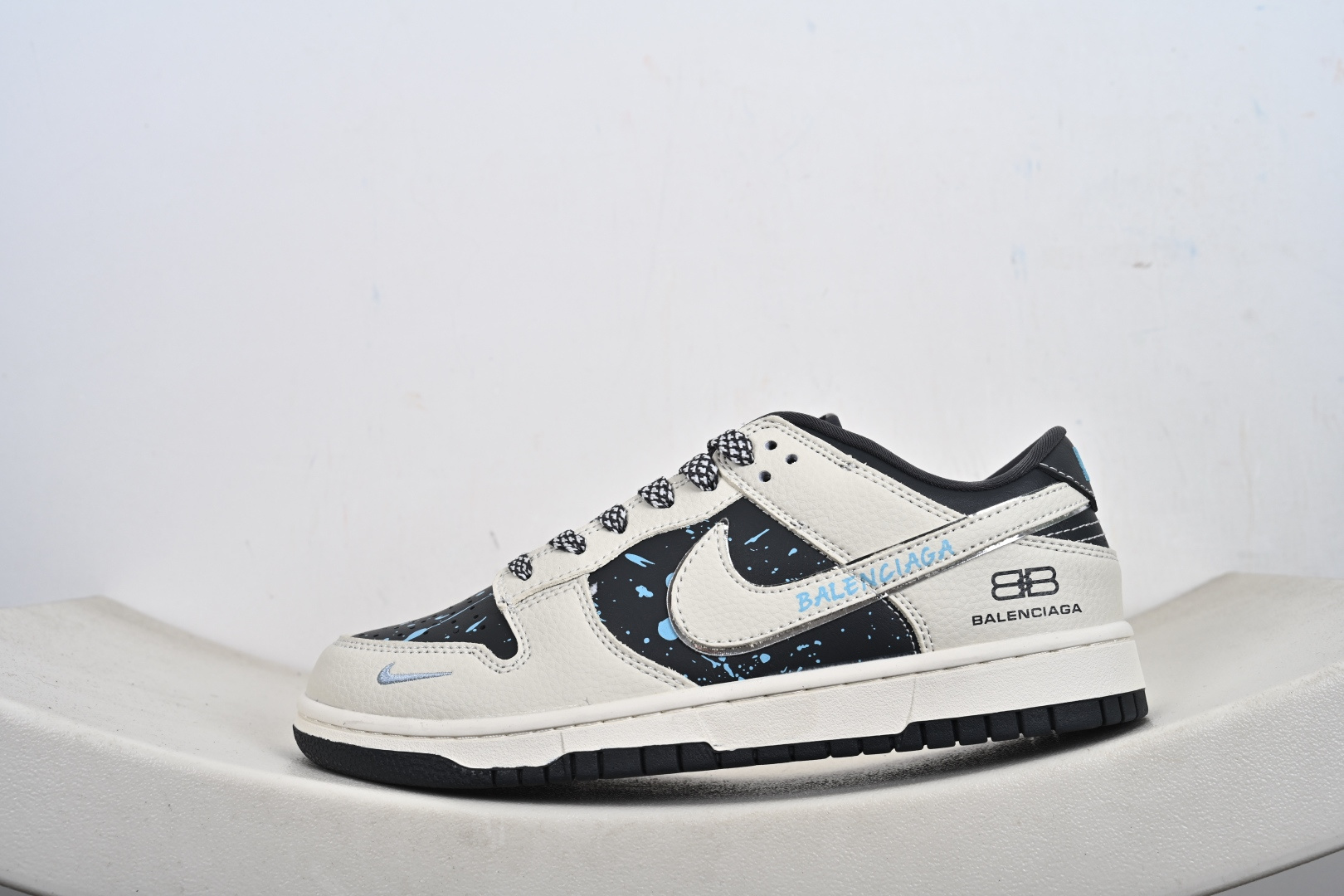 Nike SB Dunk Low DD1988-007