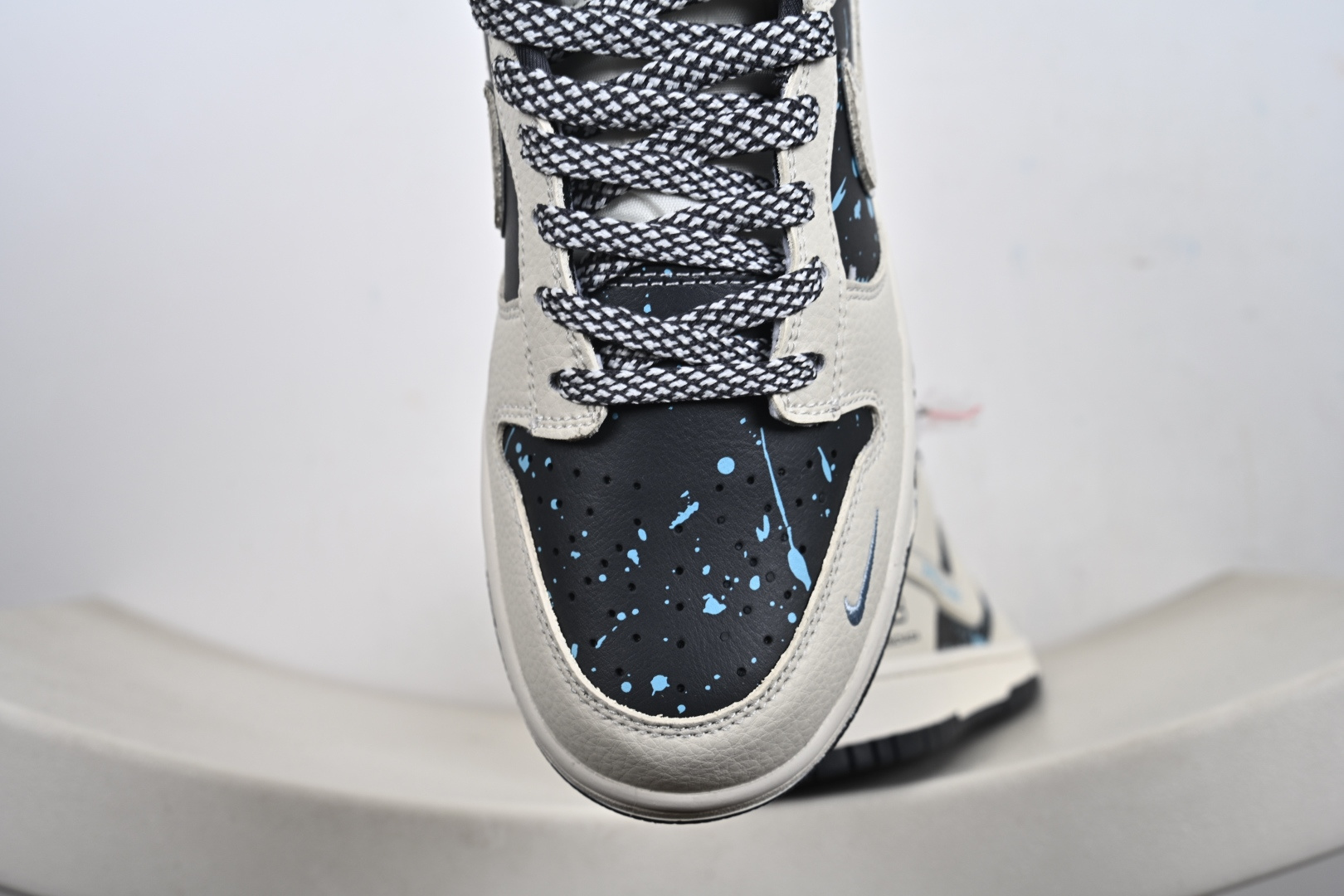 Nike SB Dunk Low DD1988-007