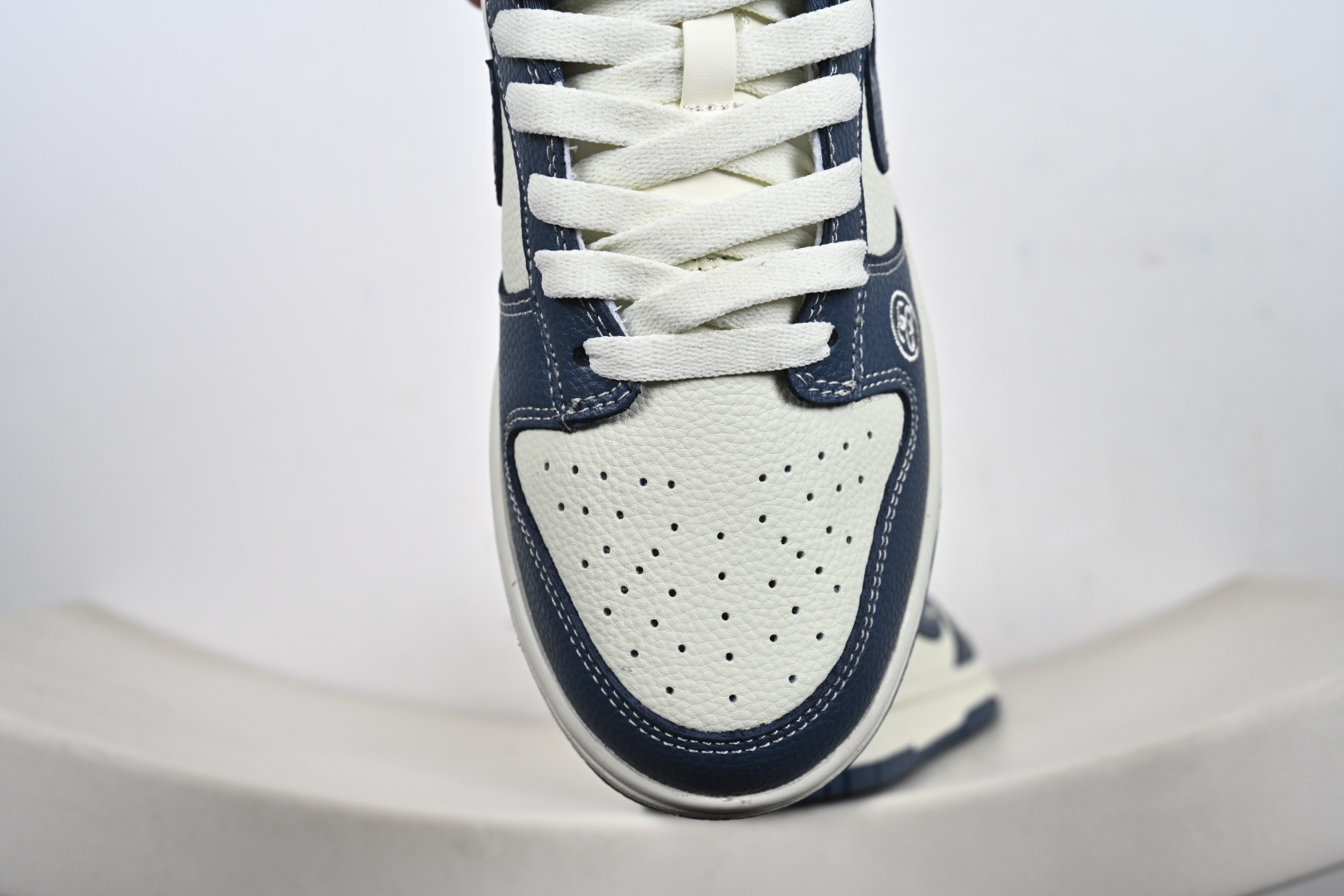 Nike SB Dunk Low YF9511-920